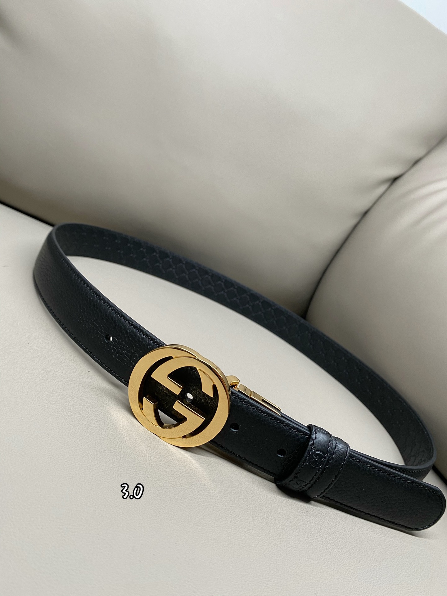 Gucci Style Leather Women's Belts Lookbook Reference image 1