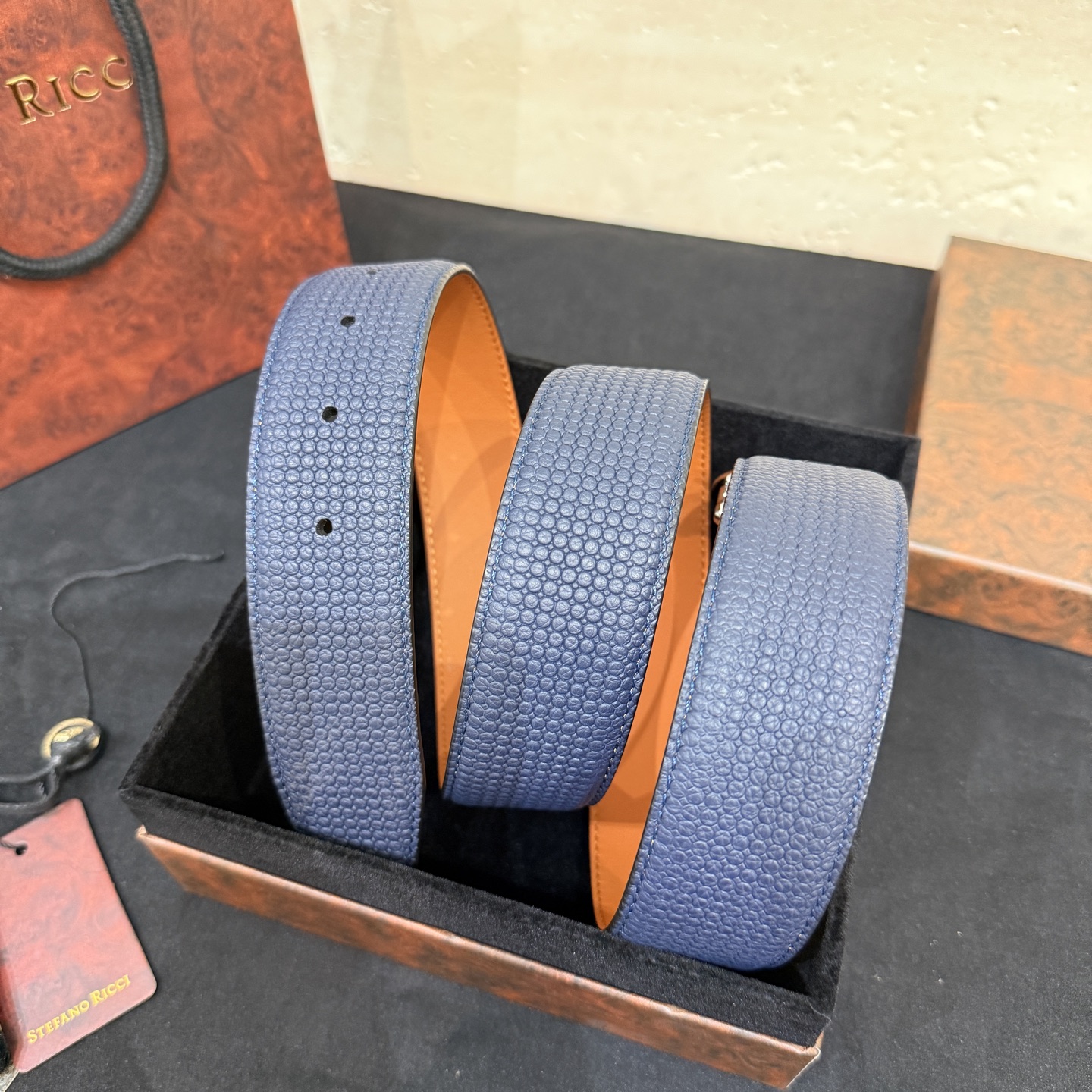 🅿️249 Stefano Ricci /🆕新款原單品質/精品經典鹰头鋼扣 底桥雕刻logo🐭原版压纹牛皮進口底皮-寬度38毫米