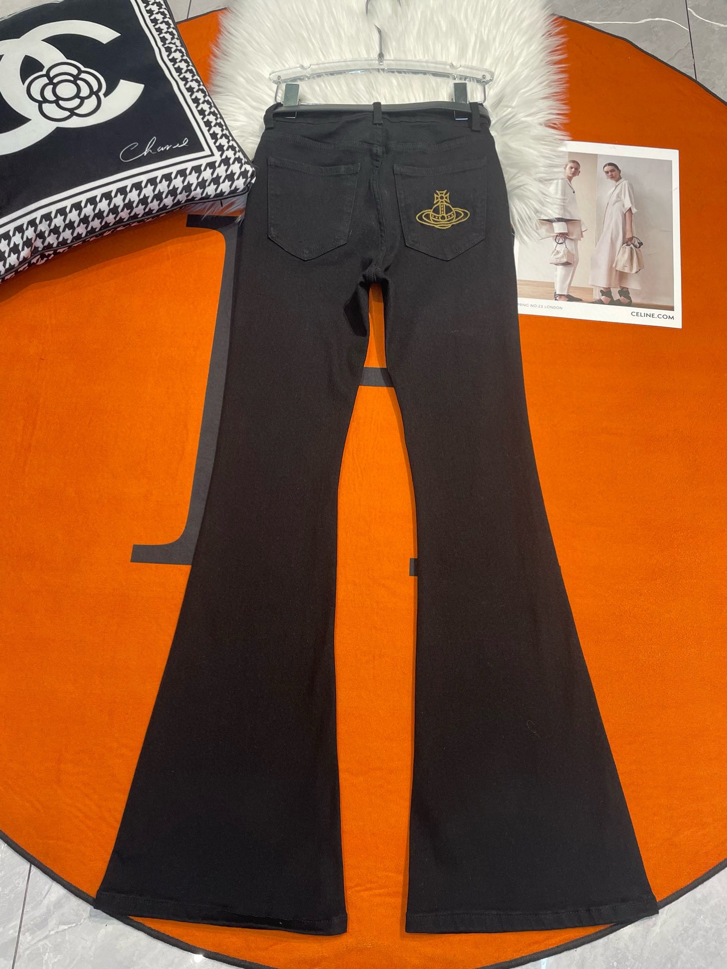 “High-end Women’s Clothes: West Queen Style with Trumpet Pants for Leg Modification” - 图片 7