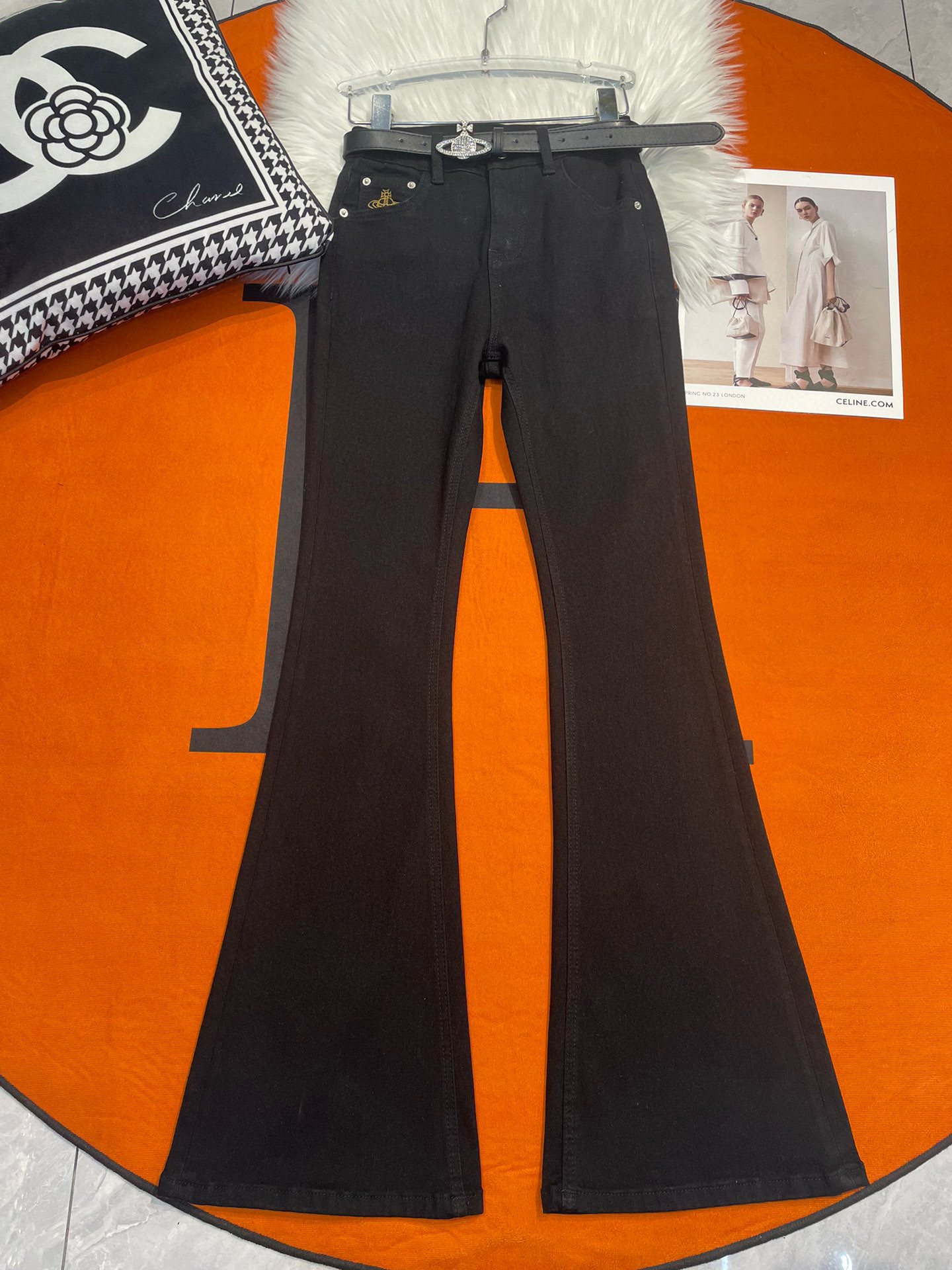 “High-end Women’s Clothes: West Queen Style with Trumpet Pants for Leg Modification” - 图片 9