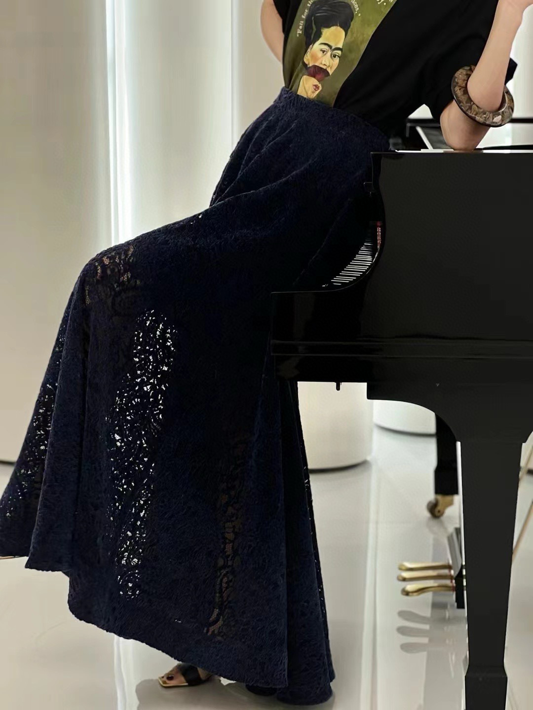 “High-Quality Women’s Clothes: Sinier Lace Semi-Skirt Collection for Elegance and Style” - 图片 5