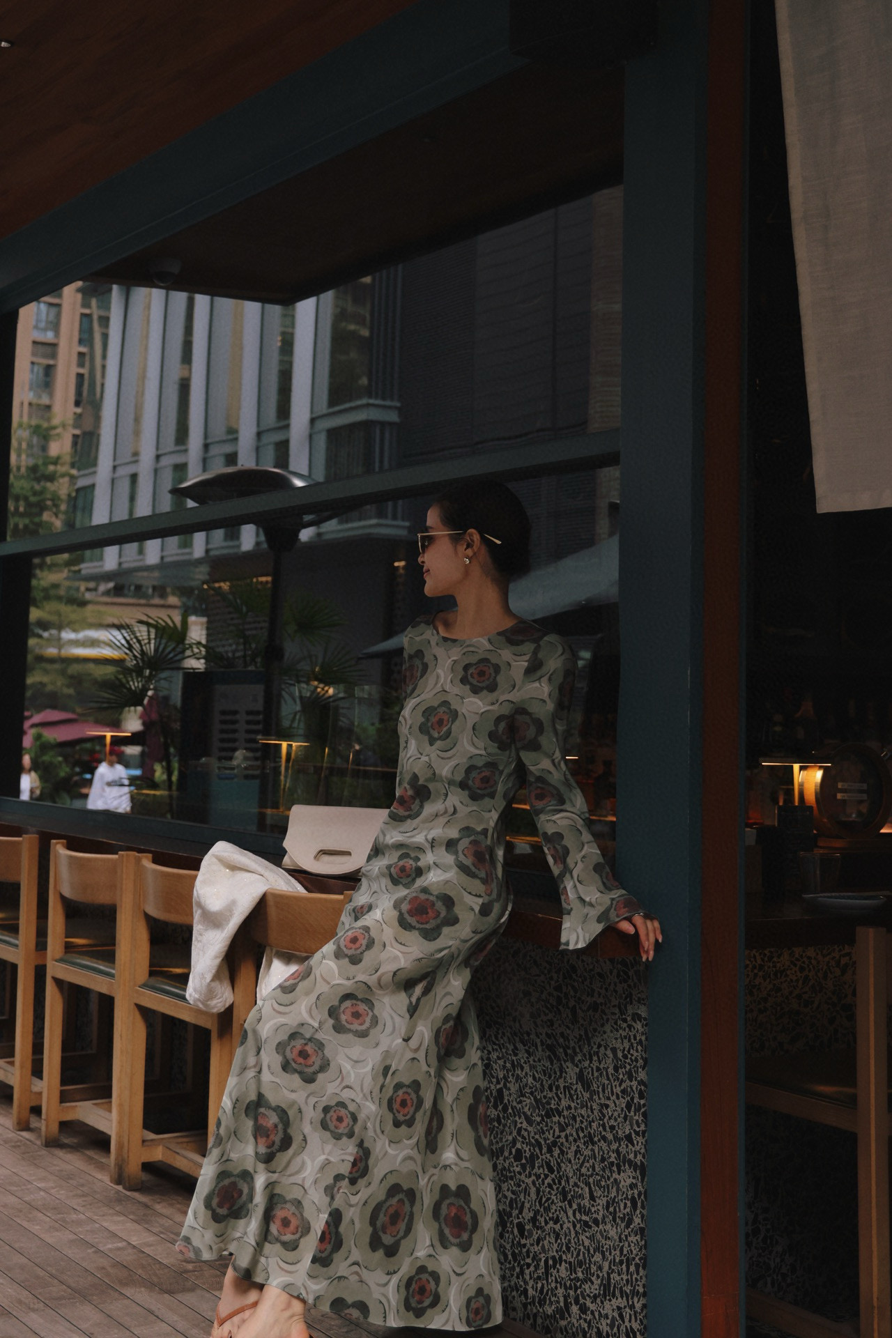 “High-Quality Women’s Clothes with Unique Chinese Wind and Fragrance VIVIENNE” - 图片 5