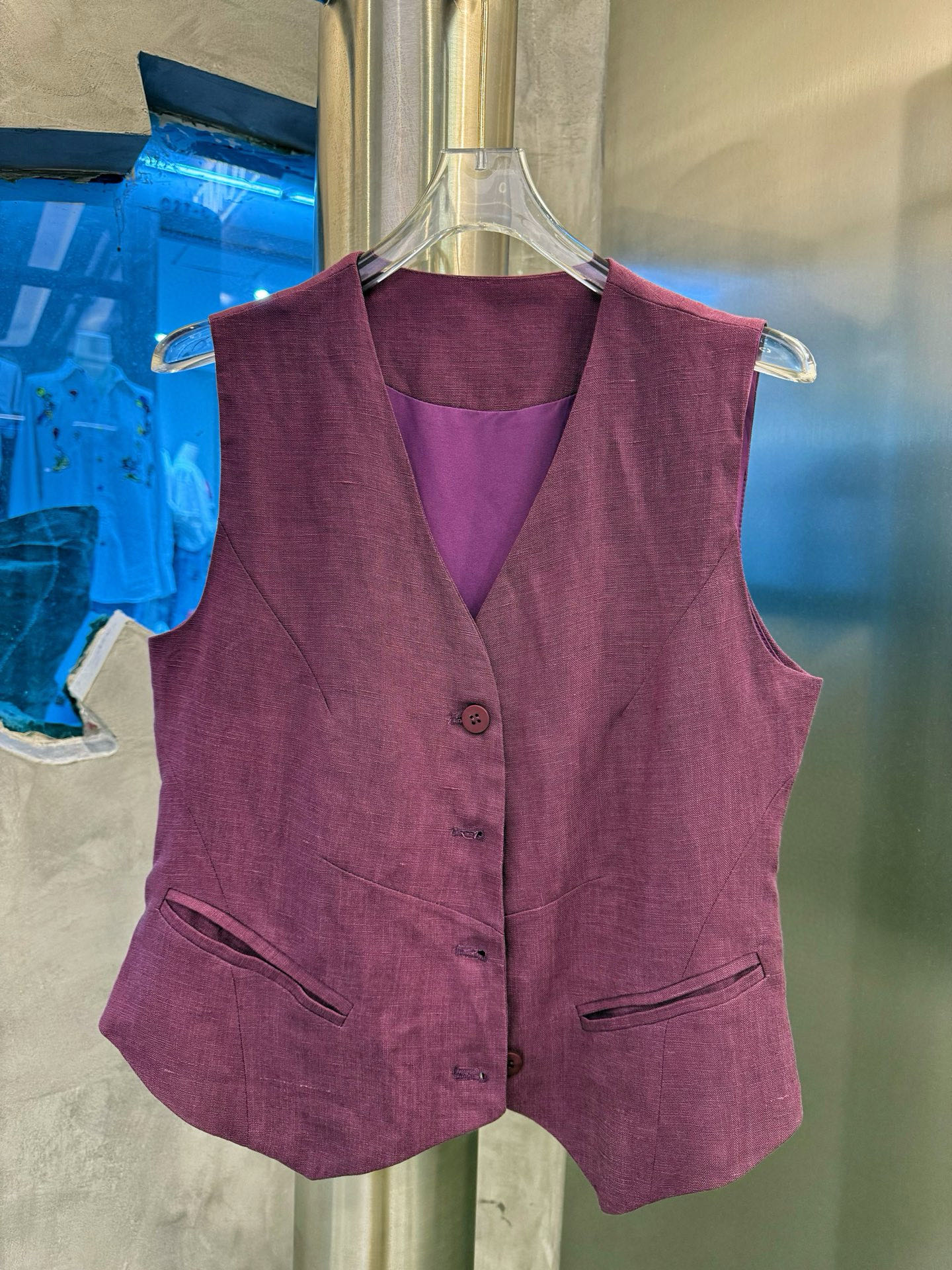 “High-Quality Women’s Clothes: Timeless Classic Styles with Exclusive Fabrics and Detailed Design” - 图片 3