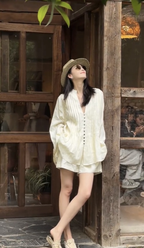 Women's Linen Blend Two-Piece Outfit Set - Vintage Style, Versatile Wear 1 Women's Linen Blend Two-Piece Outfit Set - Vintage Style, Versatile Wear