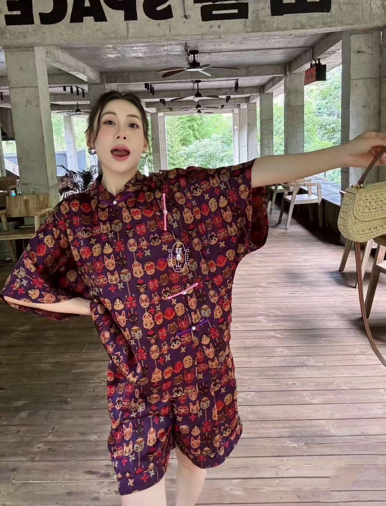 High-End Women’s Suit with Unique Fragrance and Elegant Design - 图片 3