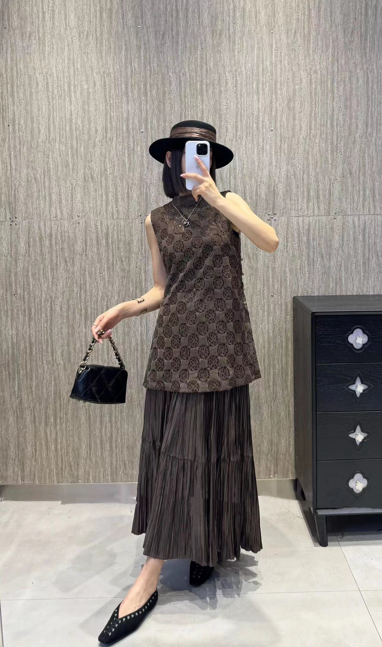 i1755078409268 1470 0 10