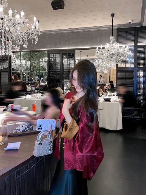 Elegant Acetate Chinese Style Jacket, Loose Fit, Round Neck, Long Sleeves 1 Elegant Acetate Chinese Style Jacket, Loose Fit, Round Neck, Long Sleeves