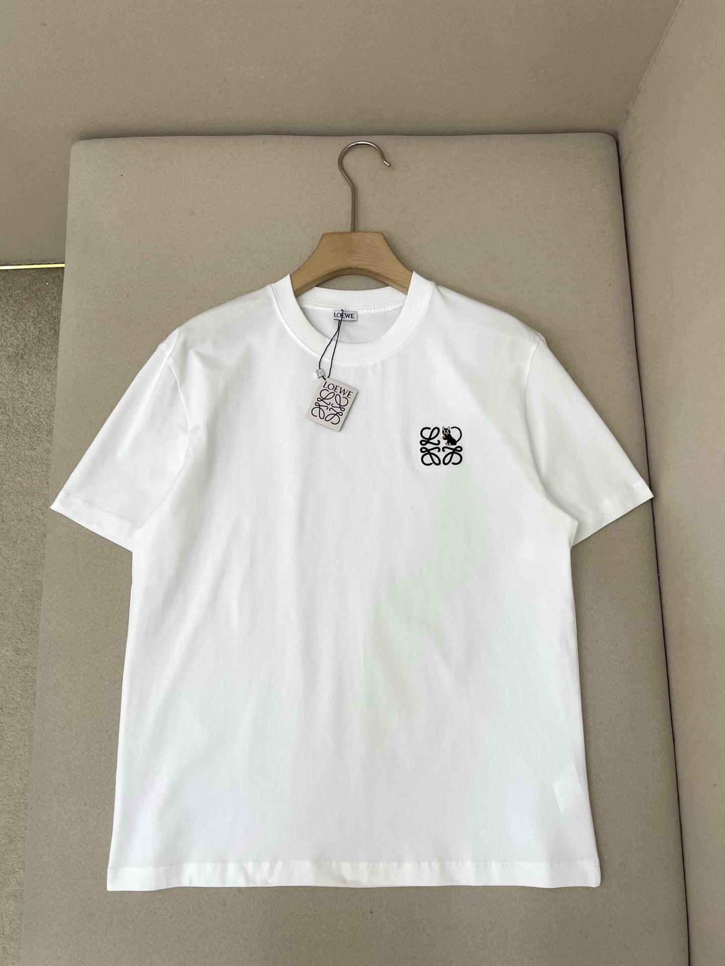 NO:685636,Featured Details,,19860909主推 细节,,,Men's clothing