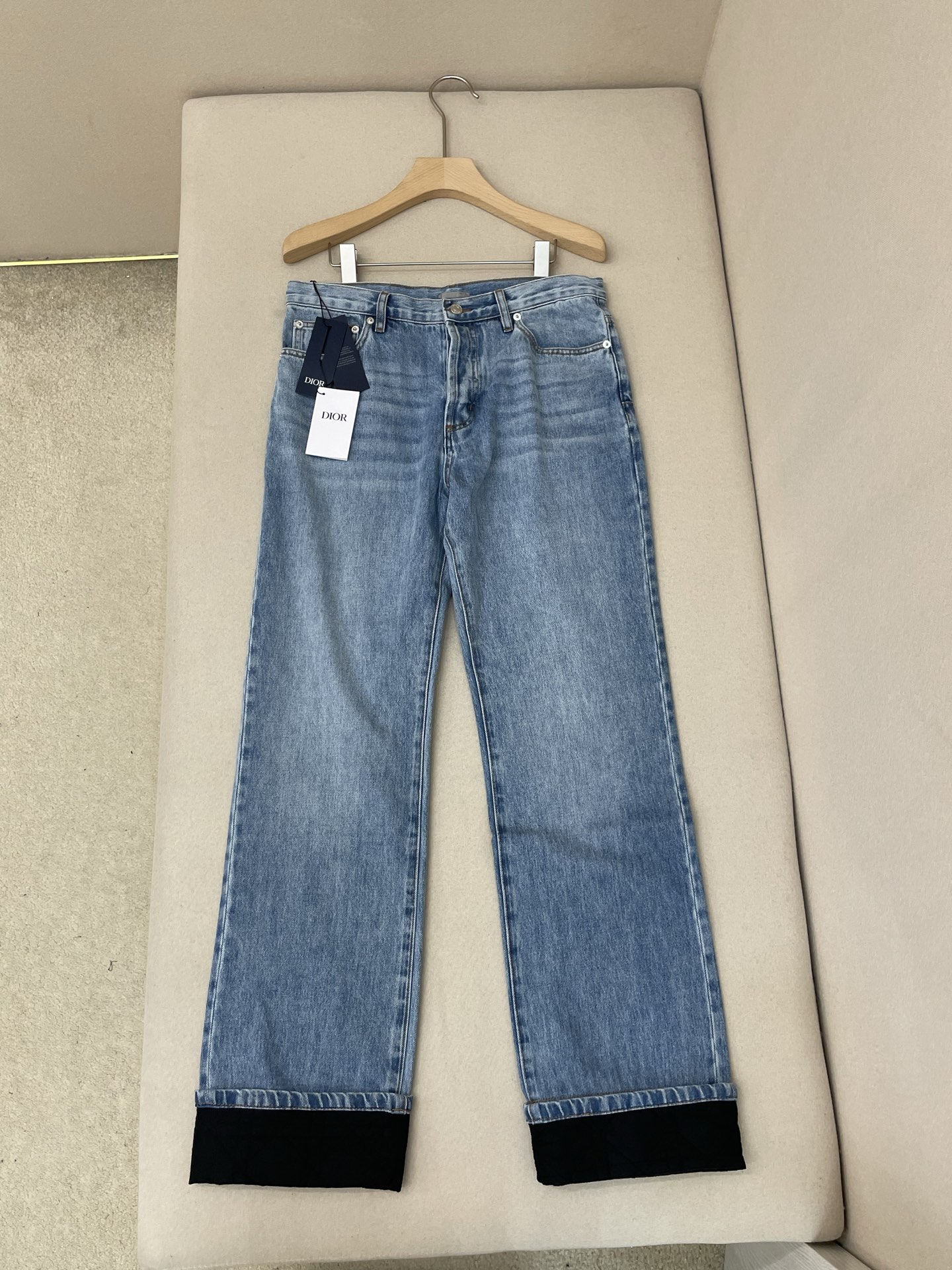 NO:691083,Featured Details,,19860909主推 细节,,,Men's clothing