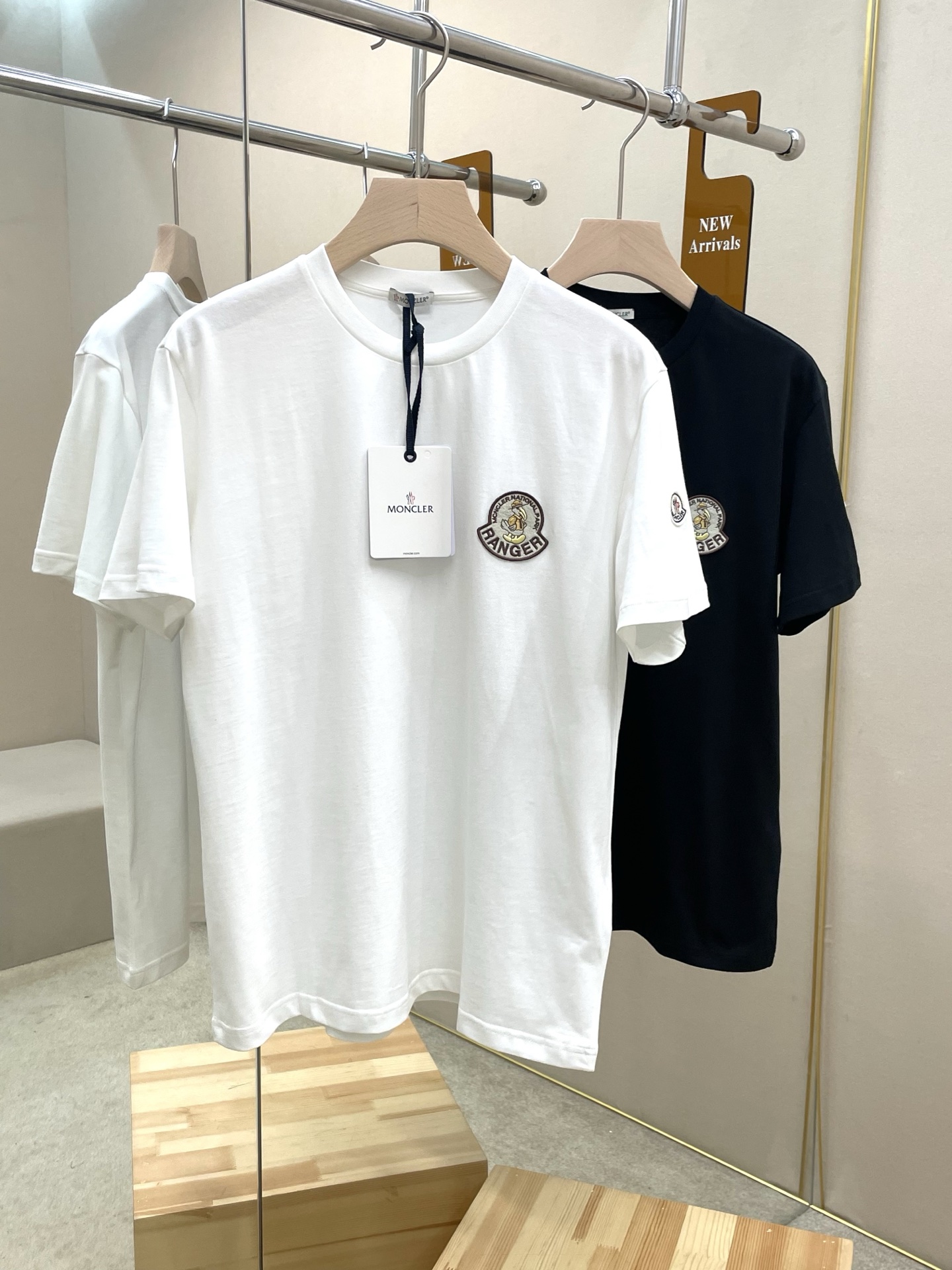 몽클레어 남성 반팔 48581