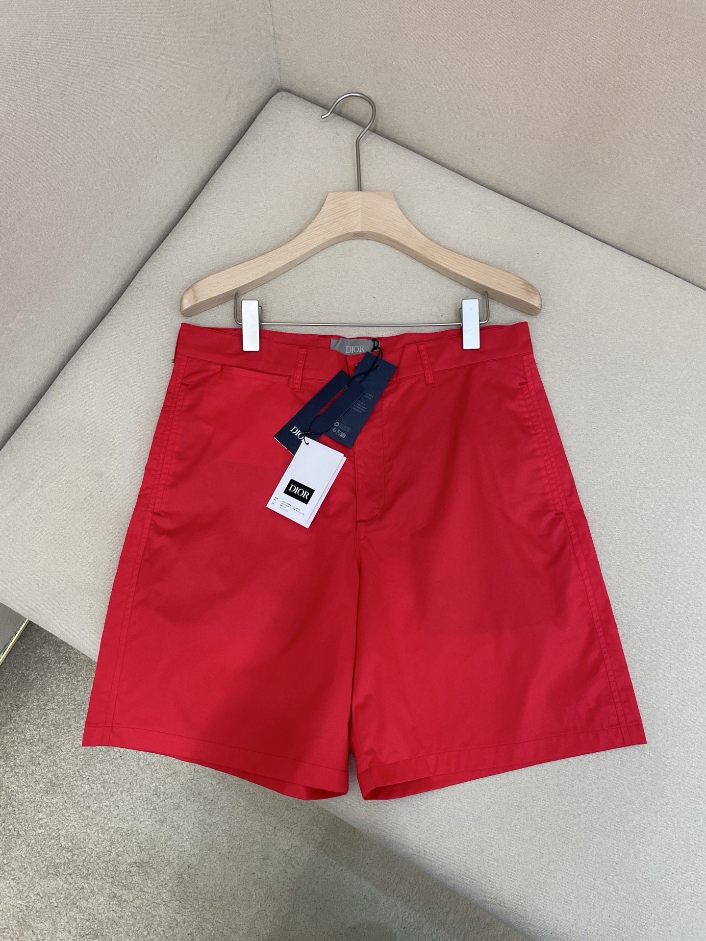 NO:849596,Featured Details,,19860909主推 细节,,,Men's clothing