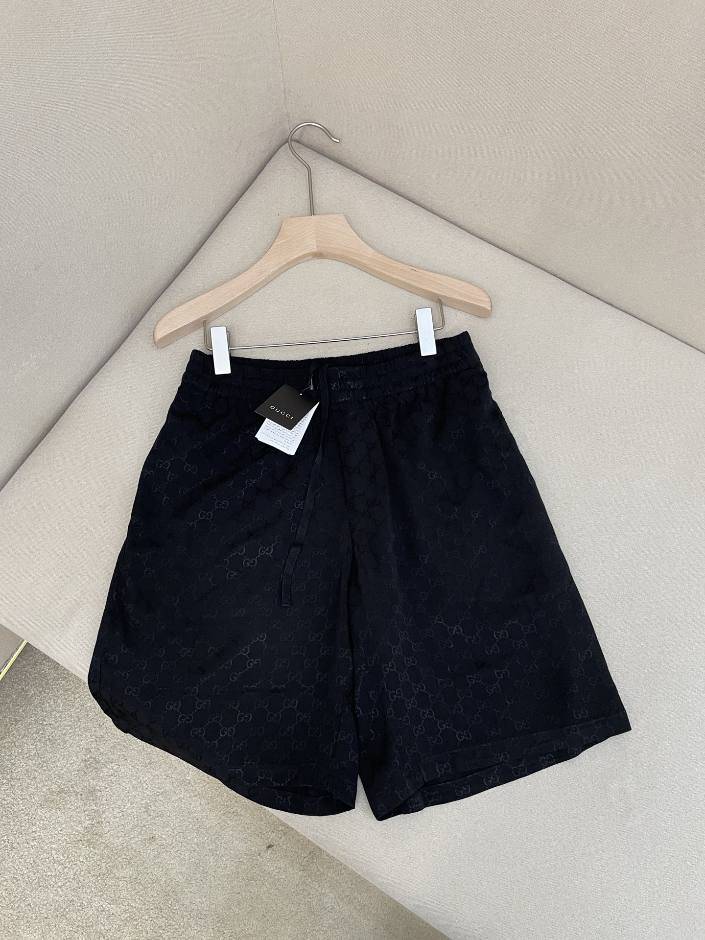NO:912311,Featured Details,,19860909主推 细节,,,Men's clothing