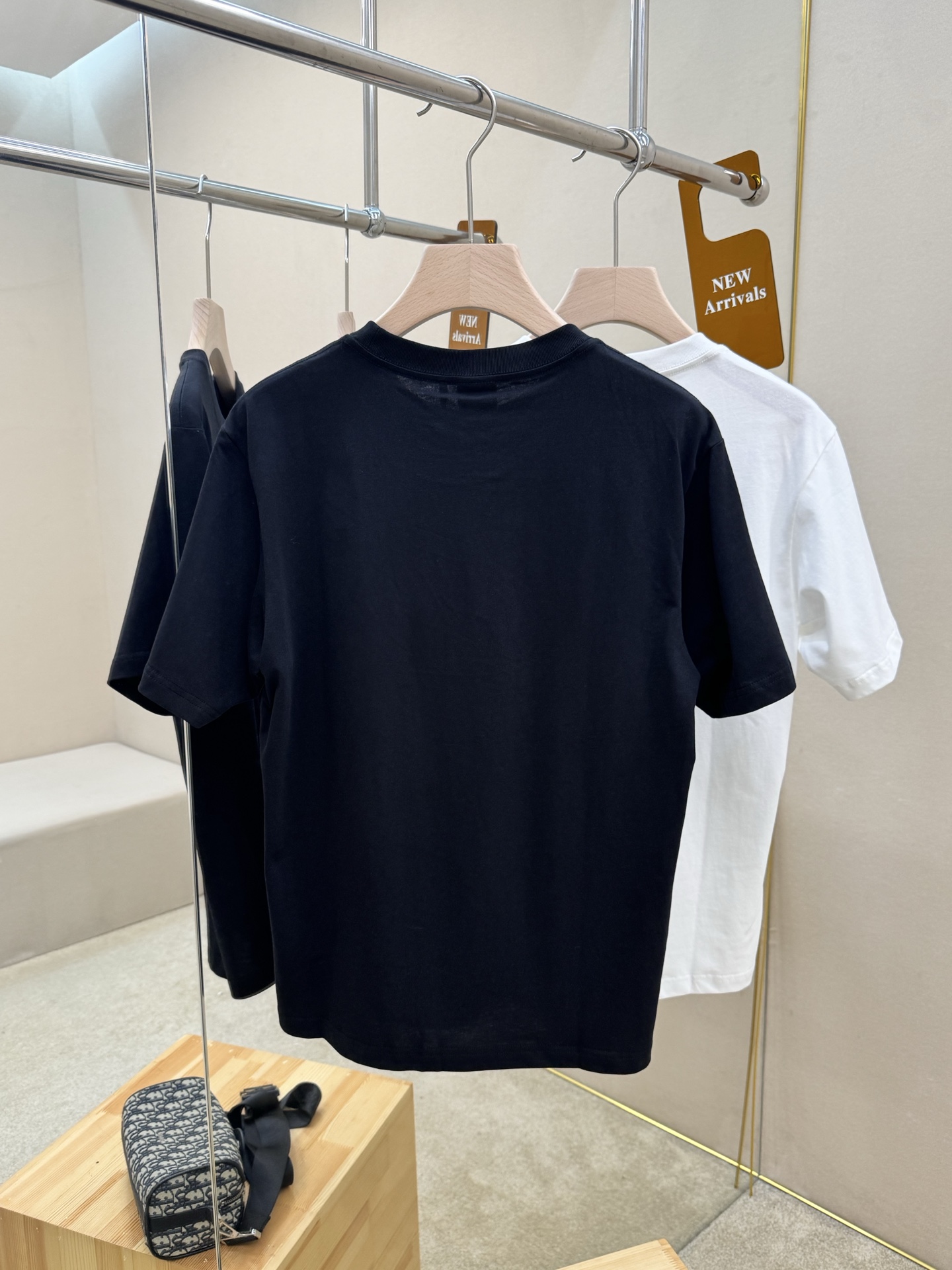 디올 남성 반팔 126964 Dior T Shirt 썸네일 이미지