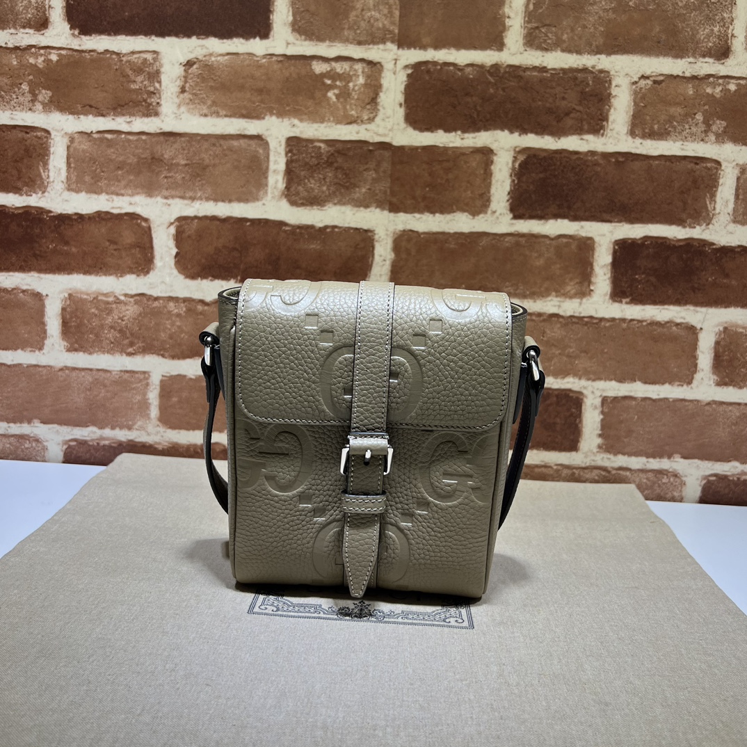 NO:176105,Authentic grade original leather version, counter quality, top-level original order goods, real-life photos!  Model number 760235 Gray Lily~ Dimension width 14.5cm X height 18.5cm X side width 4.5cm GUCCI large factory original leather, gucci19860909正品级 原厂皮版本 专柜品质,顶级原单货,实物实拍！款号760235灰荔～尺寸宽14.5cmX高18.5cmX侧宽4.5cm,,GUCCI大厂货原厂皮,gucci,Bag