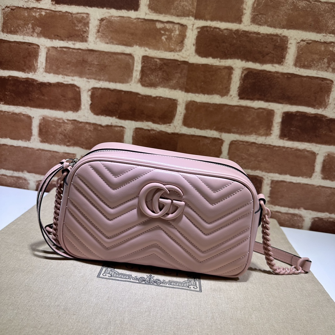 NO:204098,The quality of the counter, top-quality original goods, real-life photos!  Model number 447632 Powder Powder G ~ (vacuum electroplating, not easy to fade) Dimension width 24X height 12X side width 7, batch, GUCCI [original leather], gucci19860909专柜品质,顶级原单货,实物实拍！款号447632粉皮粉G～（真空电镀,不易掉色）尺寸宽24X高12X侧宽7,批,GUCCI【原厂皮】,gucci,Bag