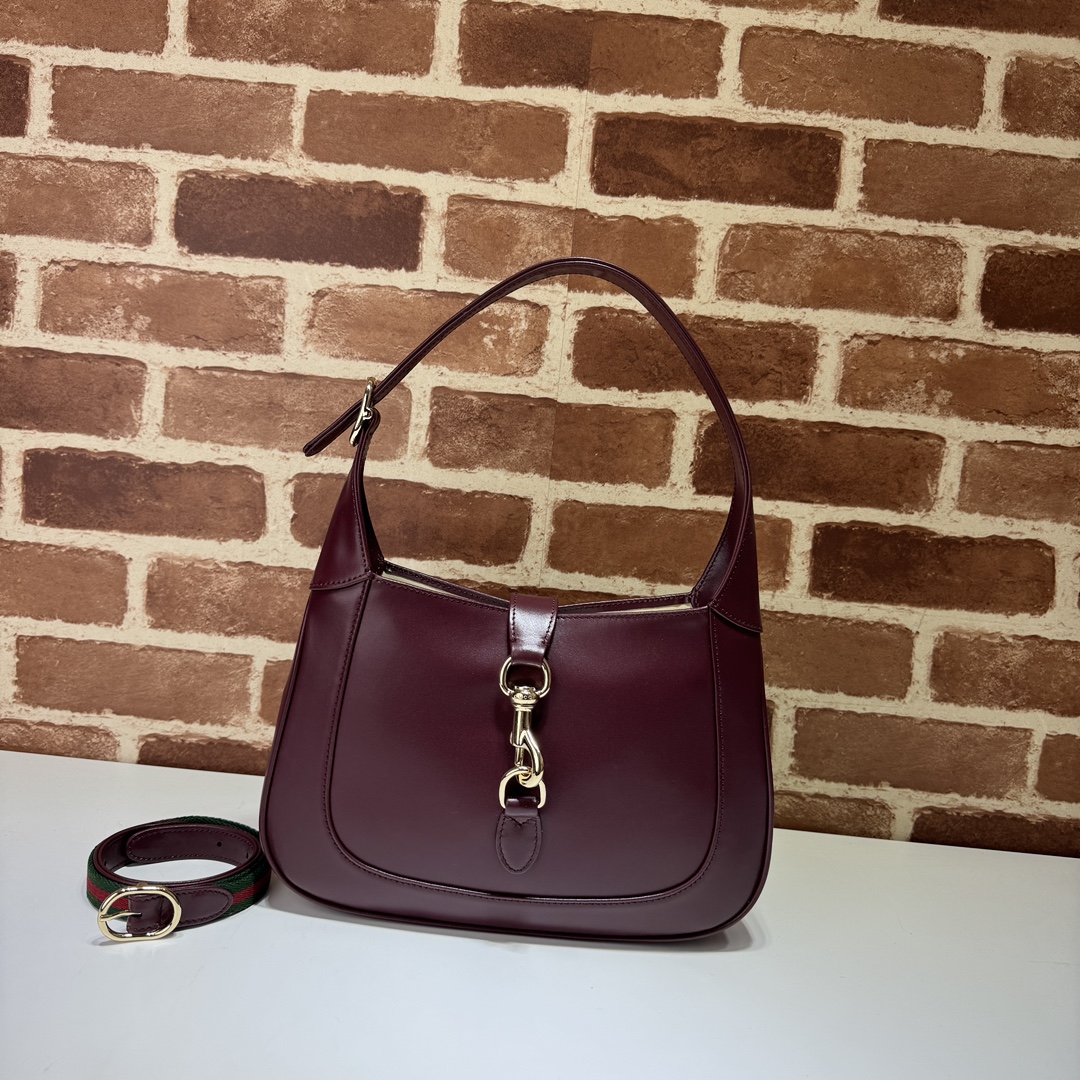 NO:213154,The quality of the counter, top-quality original goods, real-life photos!  782849 burgundy full leather, size width 27.5x height 19x side width 4cm, batch, GUCCI [original leather], gucci19860909专柜品质,顶级原单货,实物实拍！782849酒红全皮,尺寸宽27.5x高19x侧宽4cm,批,GUCCI【原厂皮】,gucci,Bag