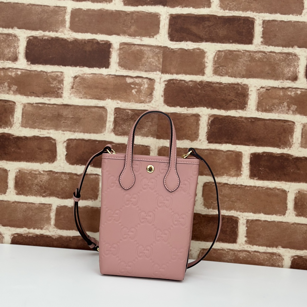 NO:213249,The quality of the counter, top-quality original goods, real-life photos!  Model number 790133 light pink embossed, size width 15X height 20X side width 5, batch, GUCCI [original leather], gucci19860909专柜品质,顶级原单货,实物实拍！款号790133浅粉压花,尺寸宽15X高20X侧宽5,批,GUCCI【原厂皮】,gucci,Bag