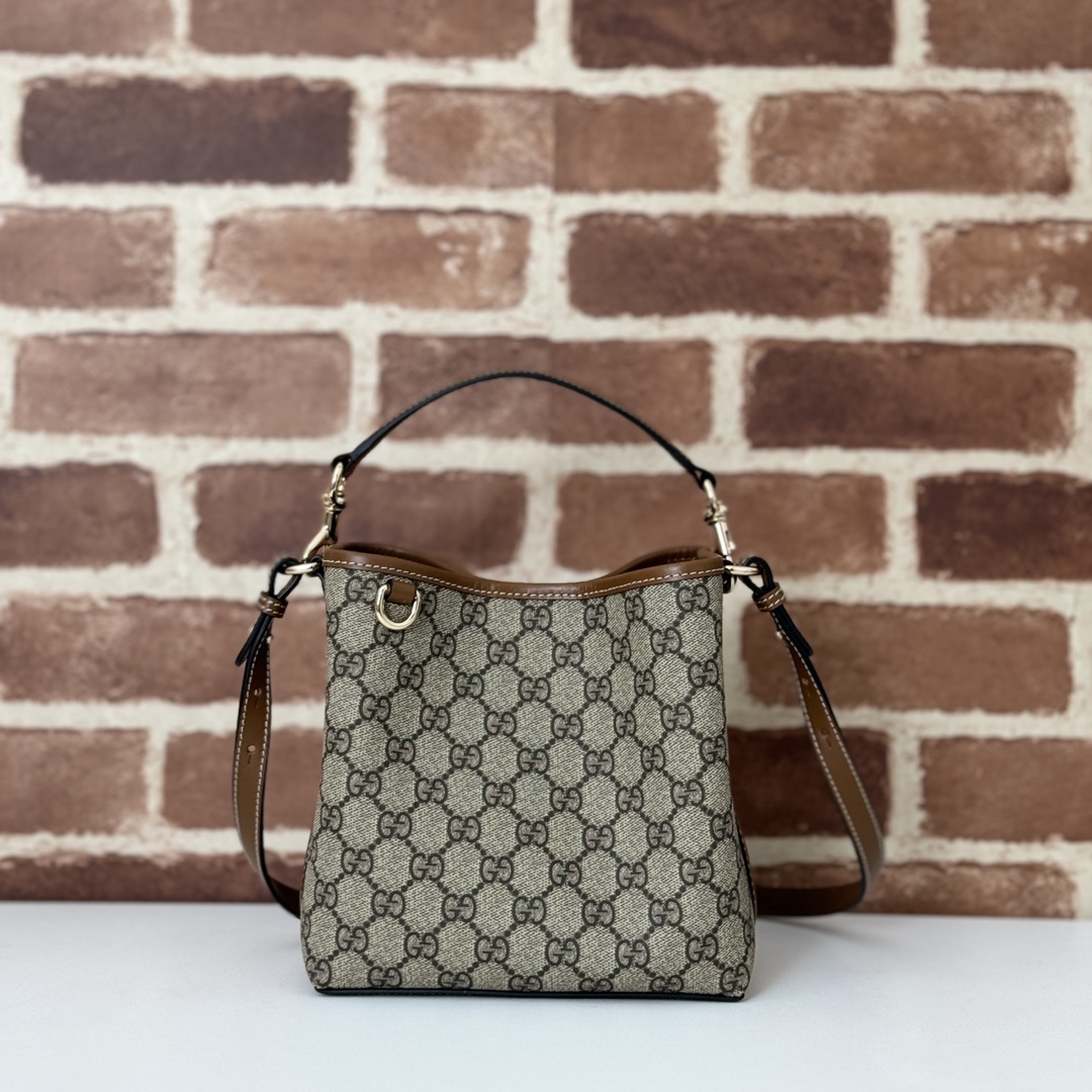 NO:213975,The quality of the counter, top-quality original goods, real-life photos!  Model number 815118 brown, size width 20.5X height 18X side width 11.5cm, batch, GUCCI [original leather], gucci19860909专柜品质,顶级原单货,实物实拍！款号815118啡棕,尺寸宽20.5X高18X侧宽11.5cm,批,GUCCI【原厂皮】,gucci,Bag