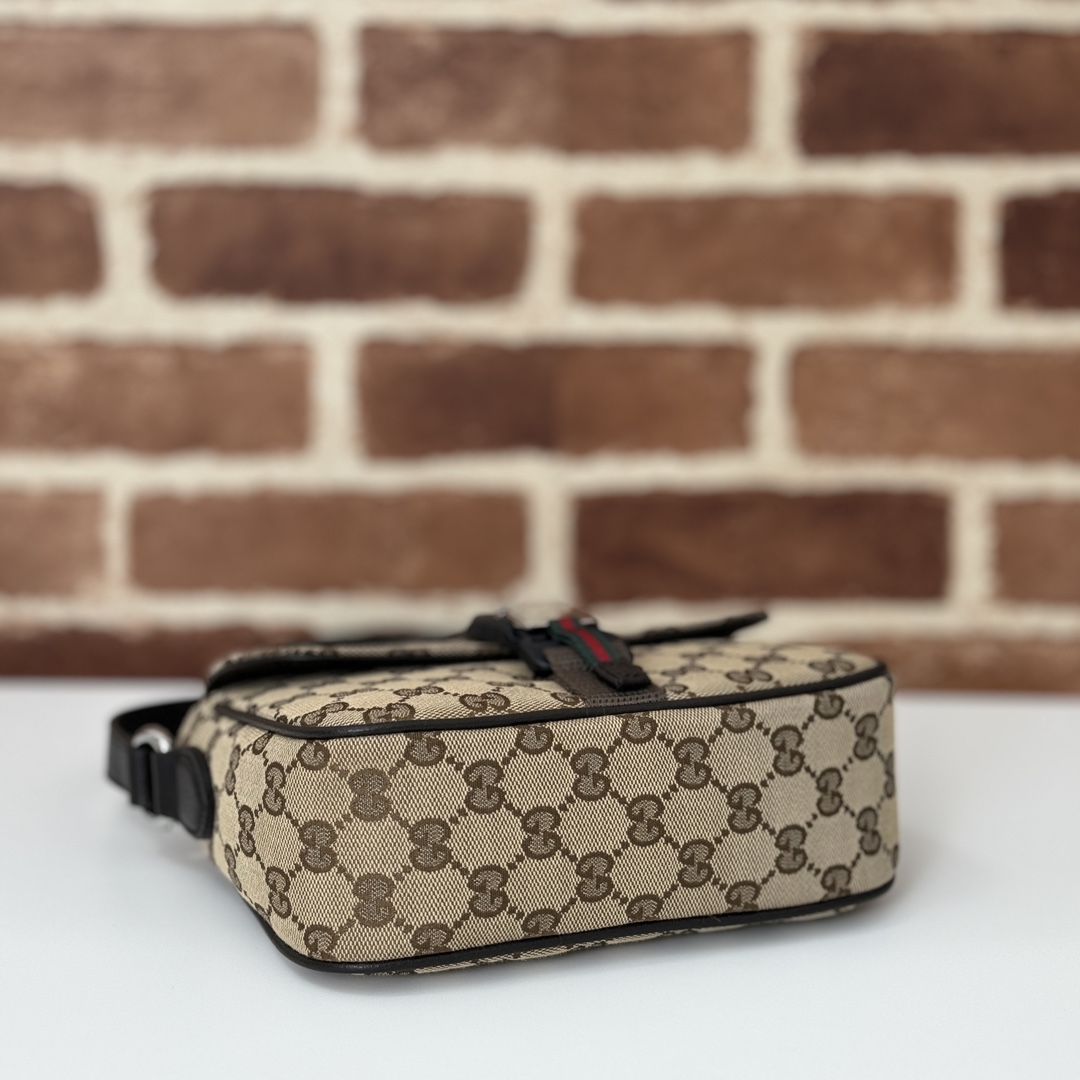 Gucci Style Beige Bag style reference detail image 4 from source 770094