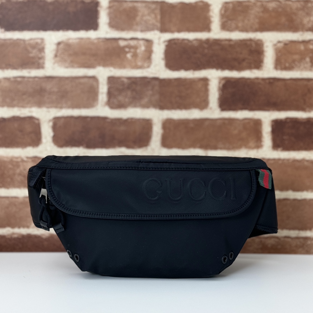 NO:211615,The quality of the counter, top-quality original goods, real-life photos!  Model number 804262 grams cloth, size 32X height 17X side width 5, batch, GUCCI [original leather], gucci19860909专柜品质,顶级原单货,实物实拍！款号804262克布,尺寸32X高17X侧宽5,批,GUCCI【原厂皮】,gucci,Bag