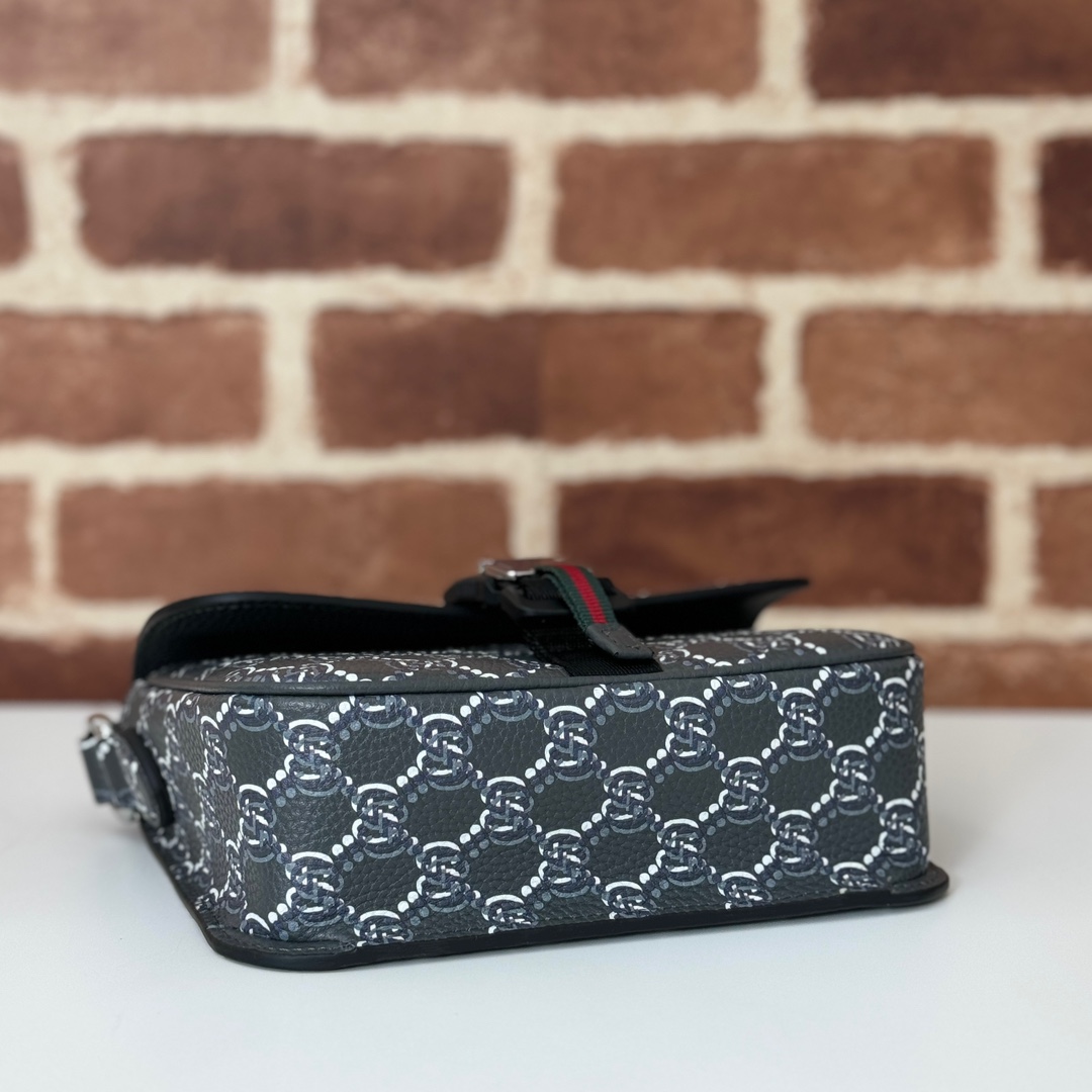 Gucci Style Grey Bag style reference detail image 4 from source 770091