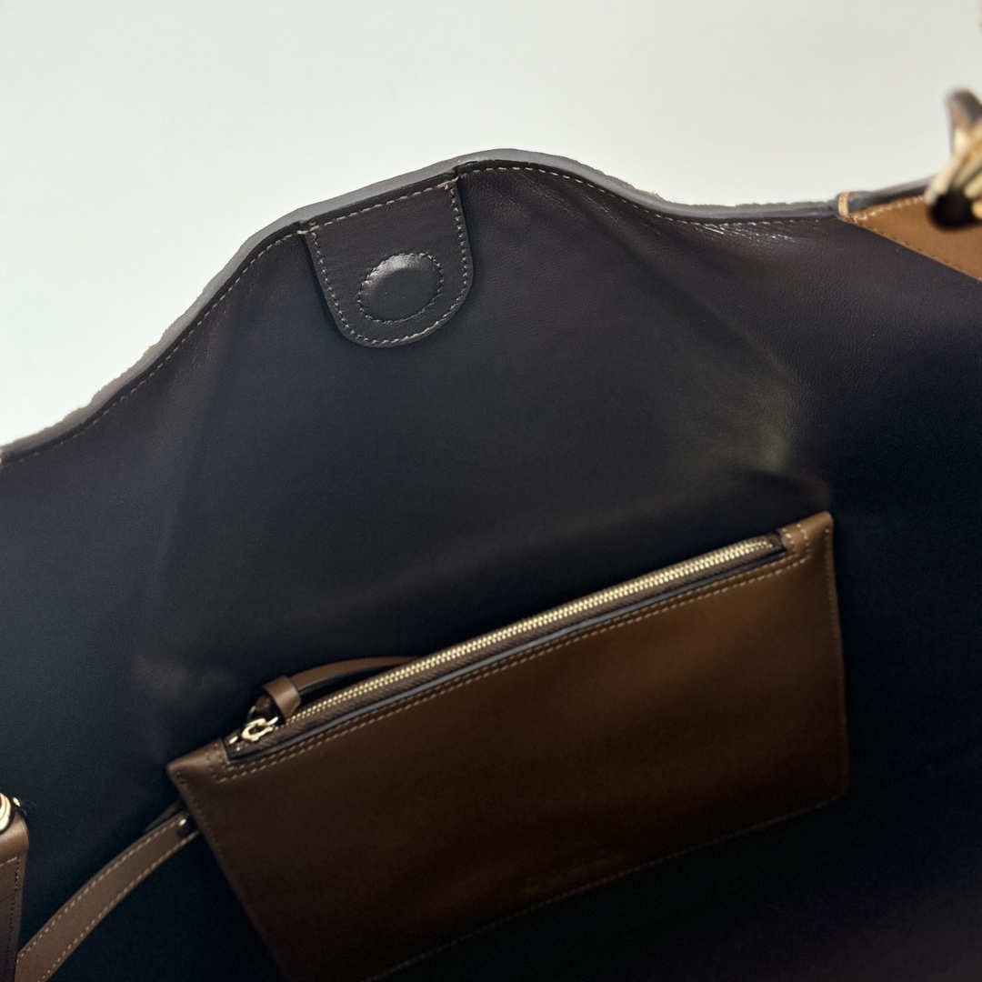 Gucci Style Brown Bag style reference detail image 6 from source 770078