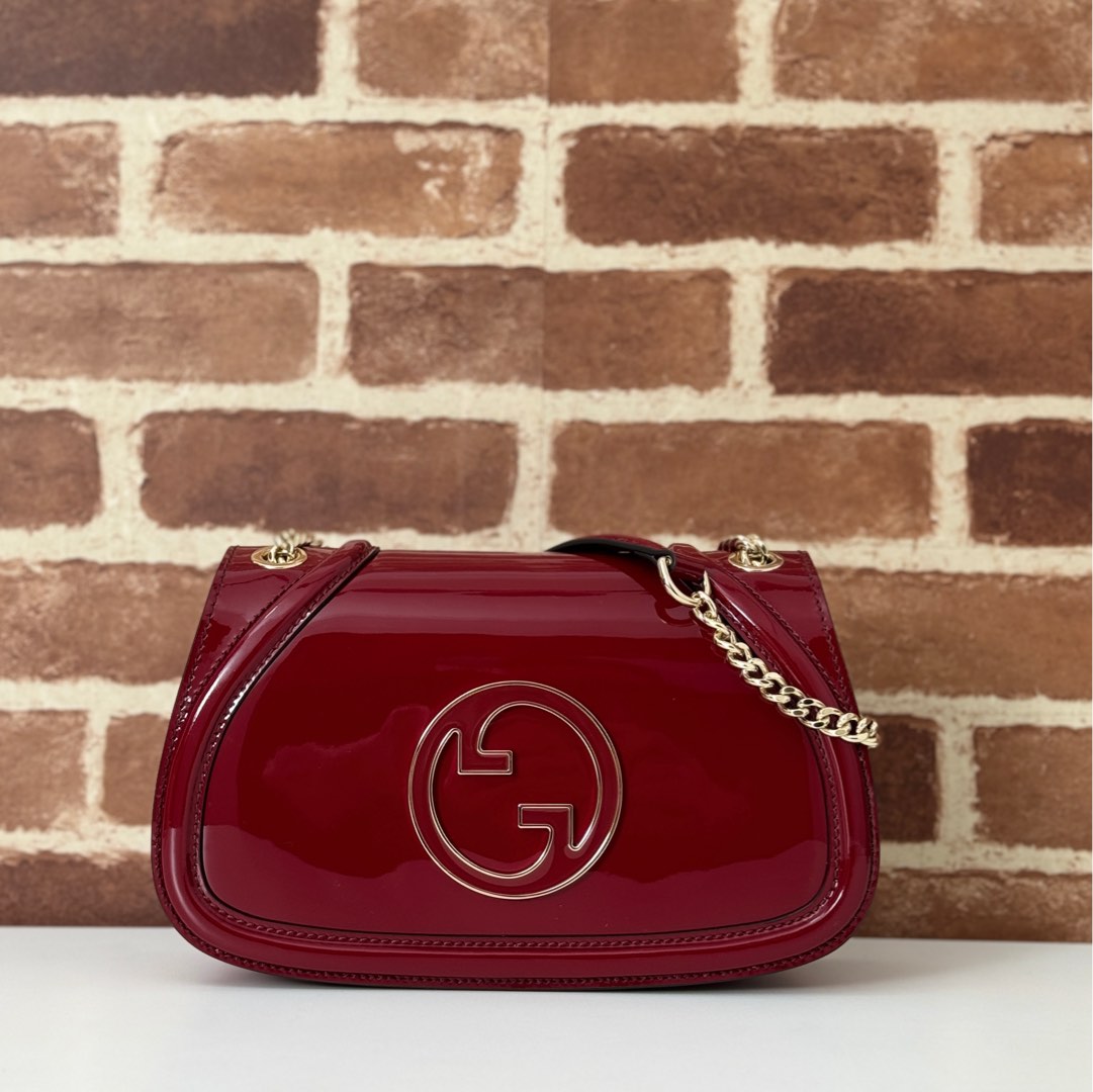 NO:392390,The quality of the counter, top-quality original goods, real-life photos!  Model number 815715 burgundy patent leather, size width 26X height 16X side width 8cm, batch, GUCCI [original leather], gucci19860909专柜品质,顶级原单货,实物实拍！款号815715酒红漆皮,尺寸宽26X高16X侧宽8cm,批,GUCCI【原厂皮】,gucci,Bag