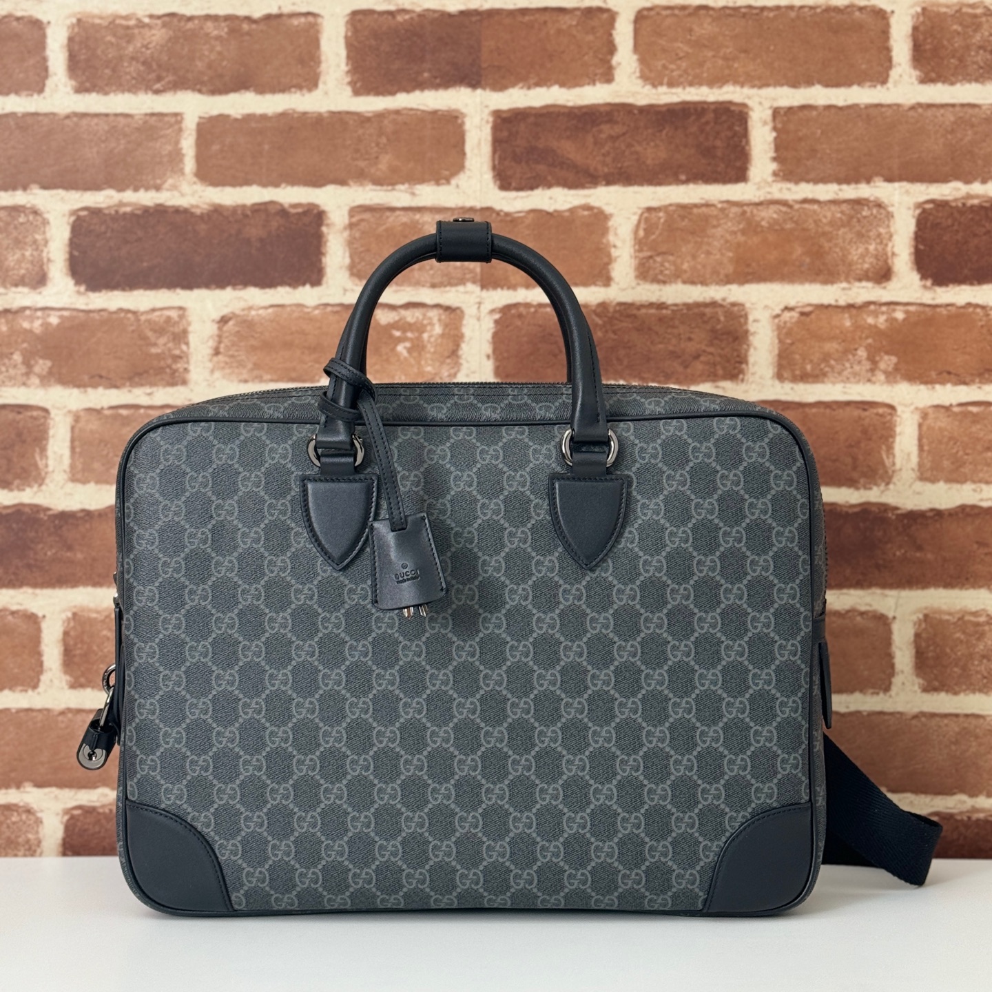 NO:211142,The quality of the counter, top-quality original goods, real-life photos!  Model number 821149 grams of glue, size 40x height 30x side width 6, batch, GUCCI [original leather], gucci19860909专柜品质,顶级原单货,实物实拍！款号821149克胶,尺寸40x高30x侧宽6,批,GUCCI【原厂皮】,gucci,Bag