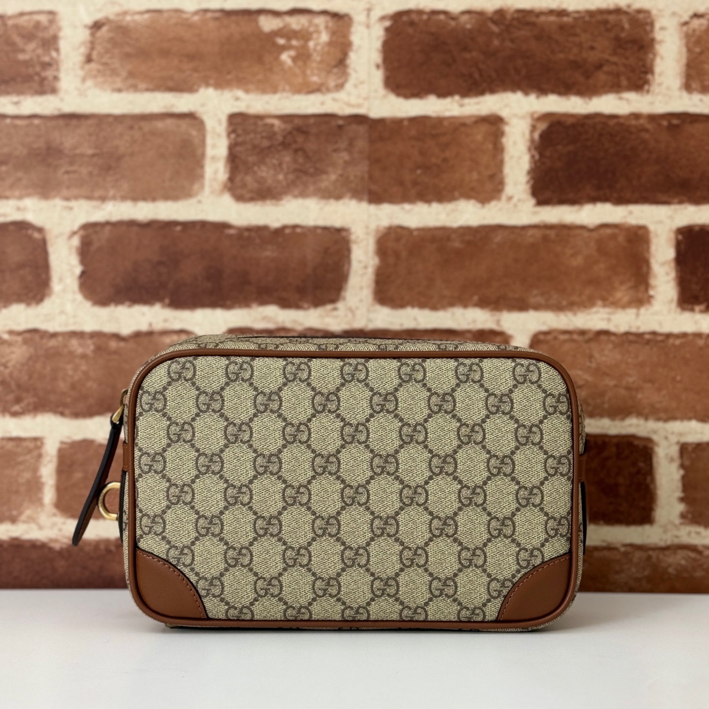 NO:407243,The quality of the counter, top-quality original goods, real-life photos!  Model number 821164 Bronze brown, size 23.5x height 15x side width 6cm, batch, GUCCI [original leather], gucci19860909专柜品质,顶级原单货,实物实拍！款号821164啡棕,尺寸23.5x高15x侧宽6cm,批,GUCCI【原厂皮】,gucci,Bag