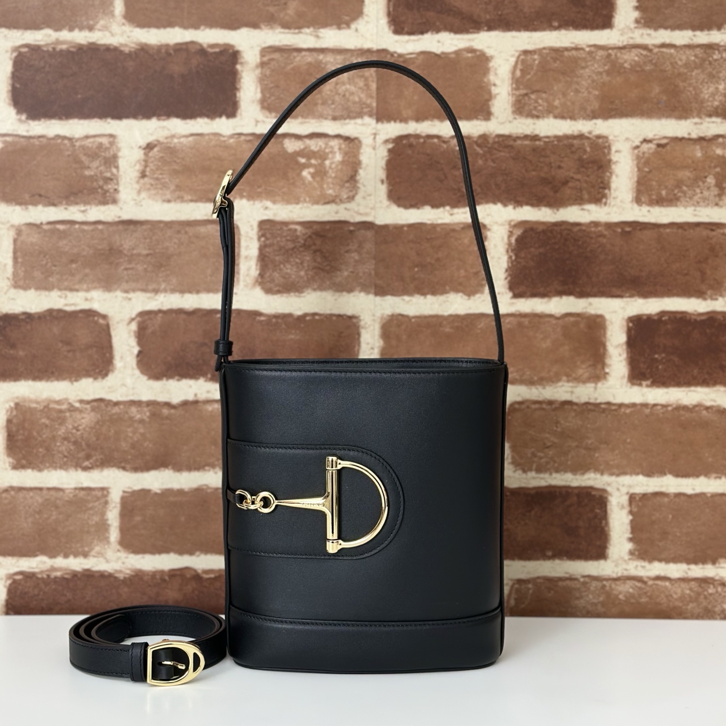 NO:393331,The quality of the counter, top-quality original goods, real-life photos!  Model number 833665 grams leather, size width 18.5x height 20x side width 8.5cm, batch, GUCCI [original leather], gucci19860909专柜品质,顶级原单货,实物实拍！款号833665克皮,尺寸宽18.5x高20x侧宽8.5cm,批,GUCCI【原厂皮】,gucci,Bag