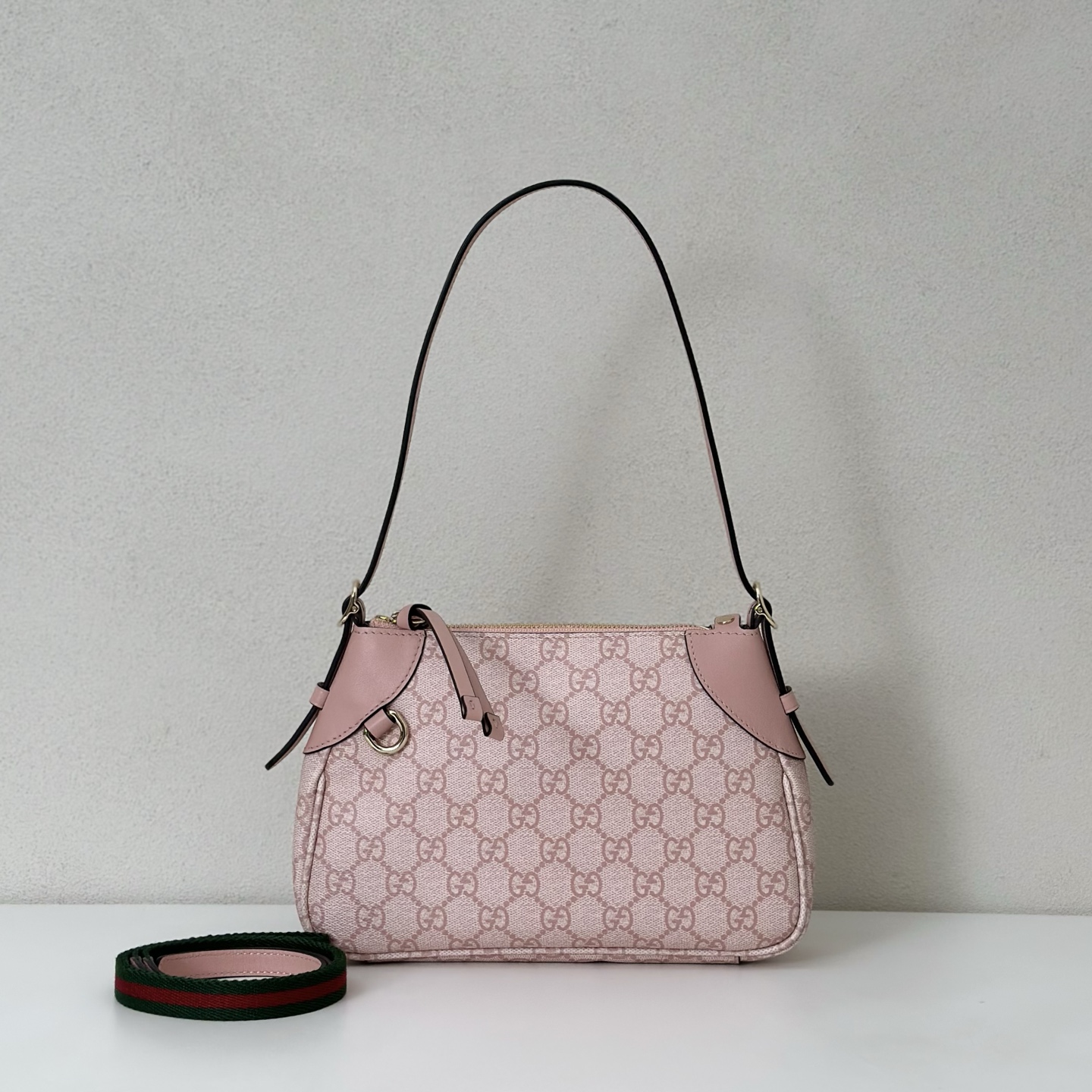 NO:213263,The quality of the counter, top-quality original goods, real-life photos!  Model number 815218 powder glue, size width 24.5X height 16X side width 6cm, batch, GUCCI [original leather], gucci19860909专柜品质,顶级原单货,实物实拍！款号815218粉胶,尺寸宽24.5X高16X侧宽6cm,批,GUCCI【原厂皮】,gucci,Bag