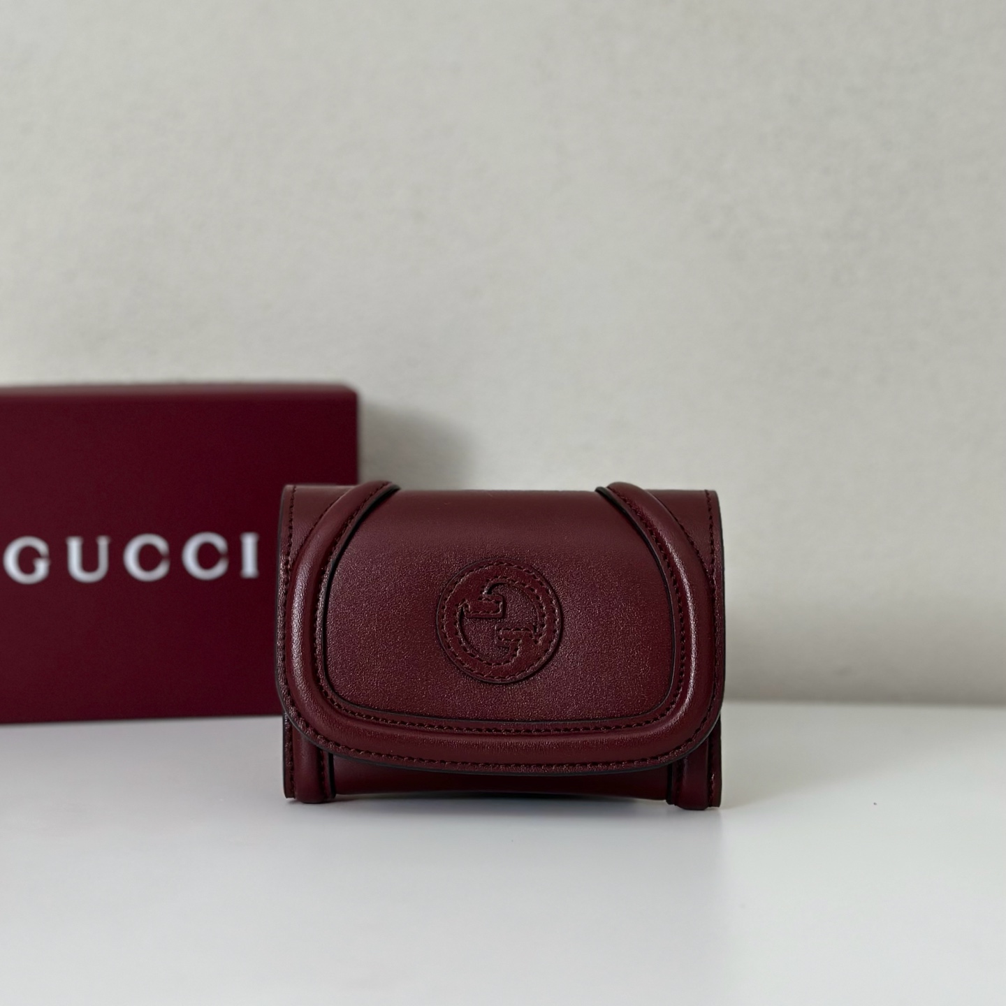 NO:212282,The quality of the counter, top-quality original goods, real-life photos!  Model number 818811 burgundy, size width 11X height 9, batch, GUCCI [original leather], gucci19860909专柜品质,顶级原单货,实物实拍！款号818811酒红,尺寸宽11X高9,批,GUCCI【原厂皮】,gucci,Bag