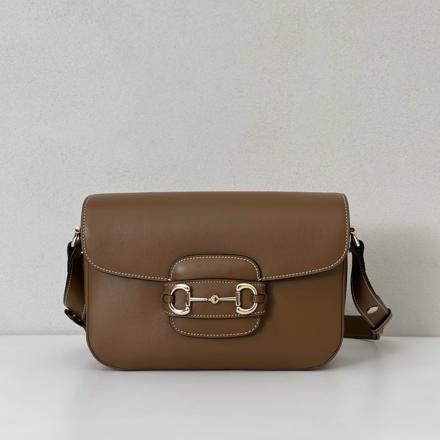 NO:213236,The quality of the counter, top-quality original goods, real-life photos!  Model number 815178 brown full leather, size width 25.9X height 17.5X side width 9.9cm, batch, GUCCI [original leather], gucci19860909专柜品质,顶级原单货,实物实拍！款号815178棕色全皮,尺寸宽25.9X高17.5X侧宽9.9cm,批,GUCCI【原厂皮】,gucci,Bag