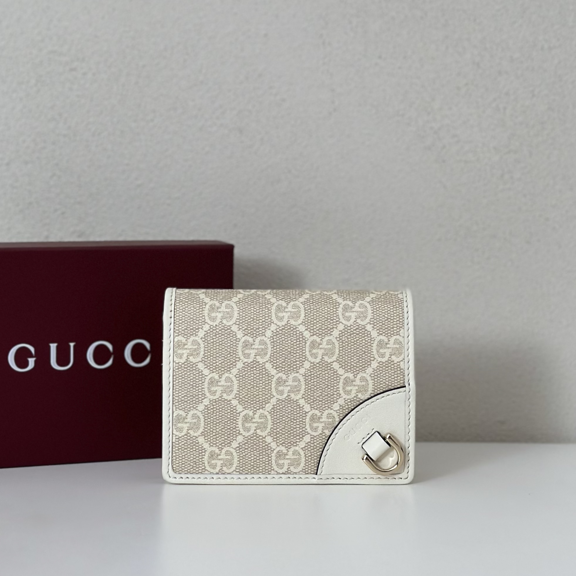 NO:212327,The quality of the counter, top-quality original goods, real-life photos!  Model number 820692 white glue, size width 11x height 8.5x depth 53 batches, GUCCI [original leather], gucci19860909专柜品质,顶级原单货,实物实拍！款号820692白胶,尺寸宽11x 高8.5x 深53批,GUCCI【原厂皮】,gucci,Bag