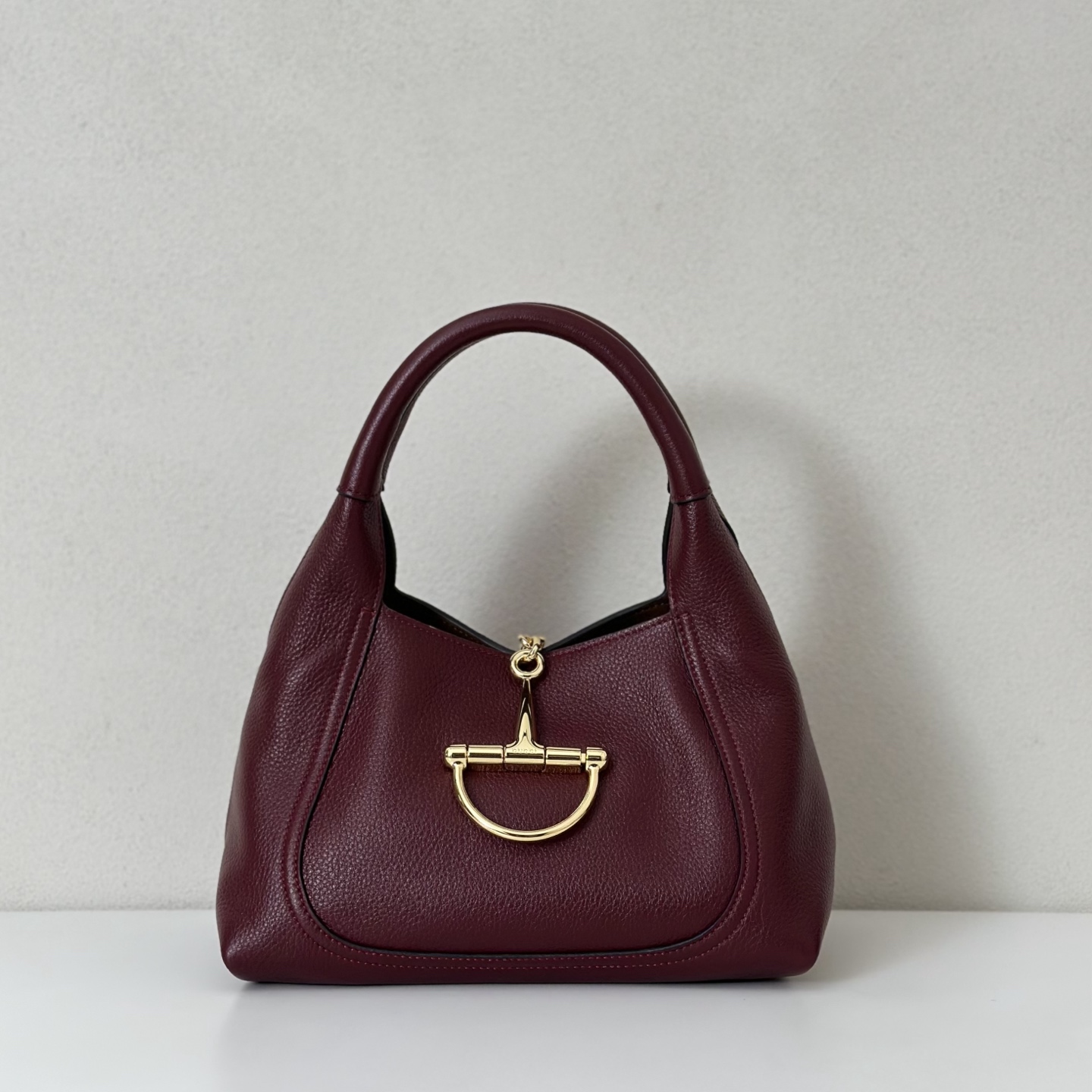 NO:213988,The quality of the counter, top-quality original goods, real-life photos!  Model number 837467 Encore Red Li, size width 27.5X height 21X side width 16cm, batch, GUCCI [original leather], gucci19860909专柜品质,顶级原单货,实物实拍！款号837467安可拉红荔,尺寸宽27.5X高21X侧宽16cm,批,GUCCI【原厂皮】,gucci,Bag