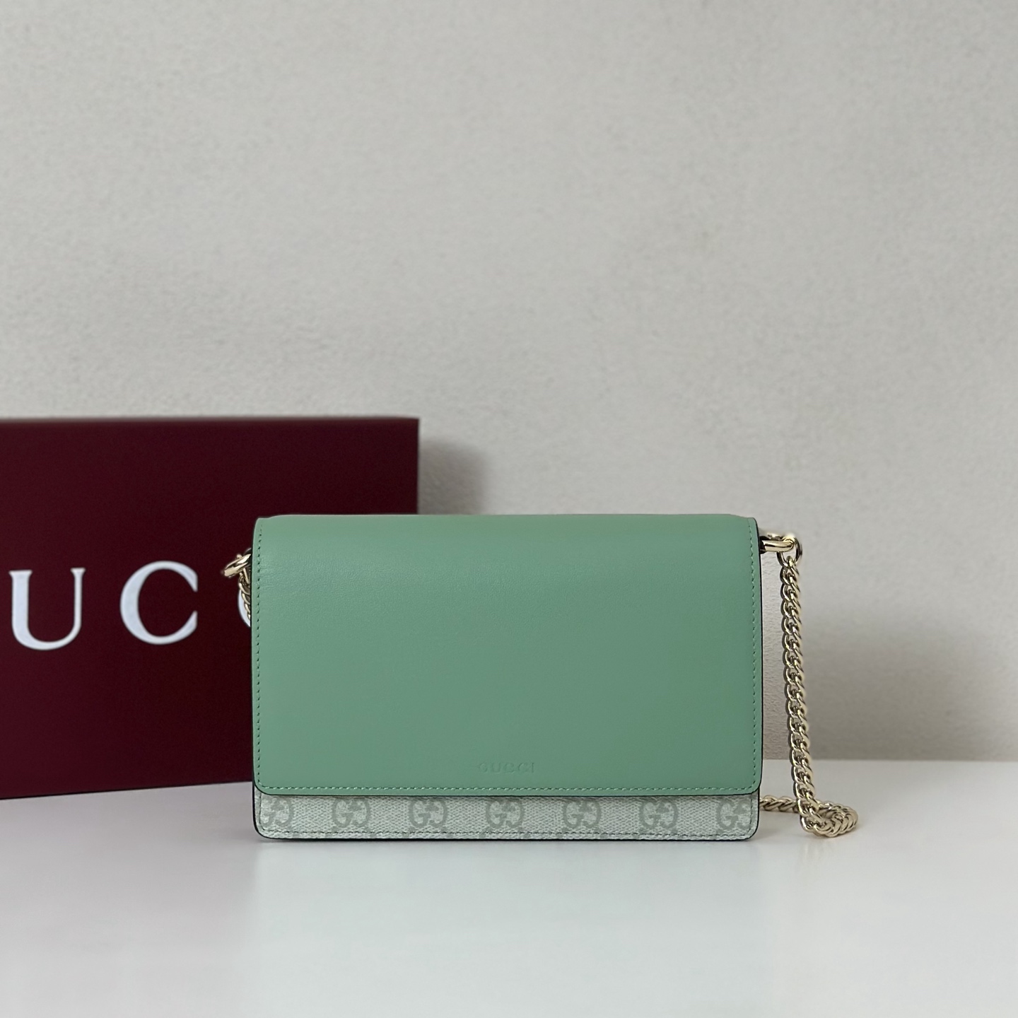 NO:212341,The quality of the counter, top-quality original goods, real-life photos!  Model number 826720 green glue, size width 20X height 13X side width 4cm, batch, GUCCI [original leather], gucci19860909专柜品质,顶级原单货,实物实拍！款号826720绿胶,尺寸宽20X高13X侧宽4cm,批,GUCCI【原厂皮】,gucci,Bag