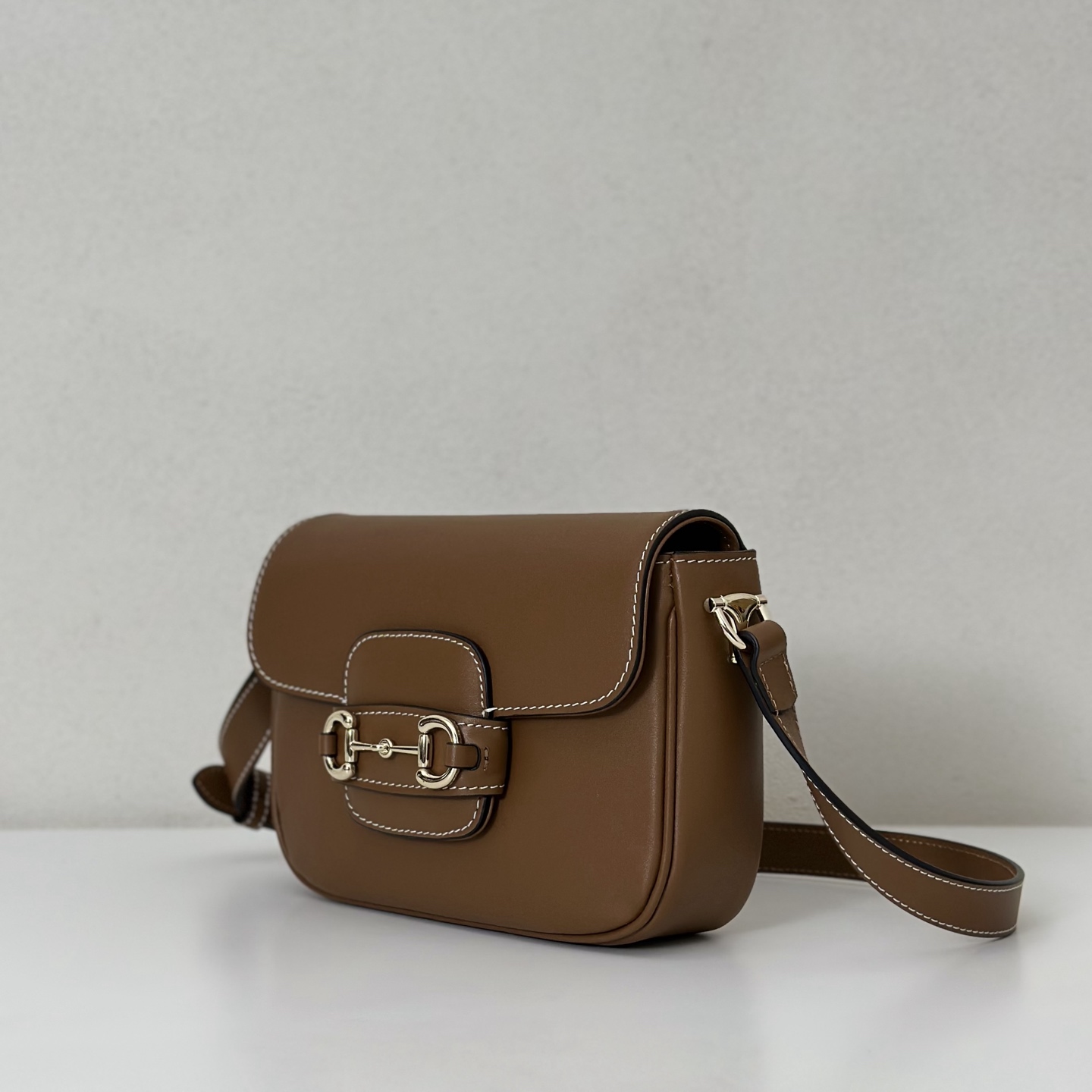 Gucci Style Brown Leather Bag Lookbook Reference image 2