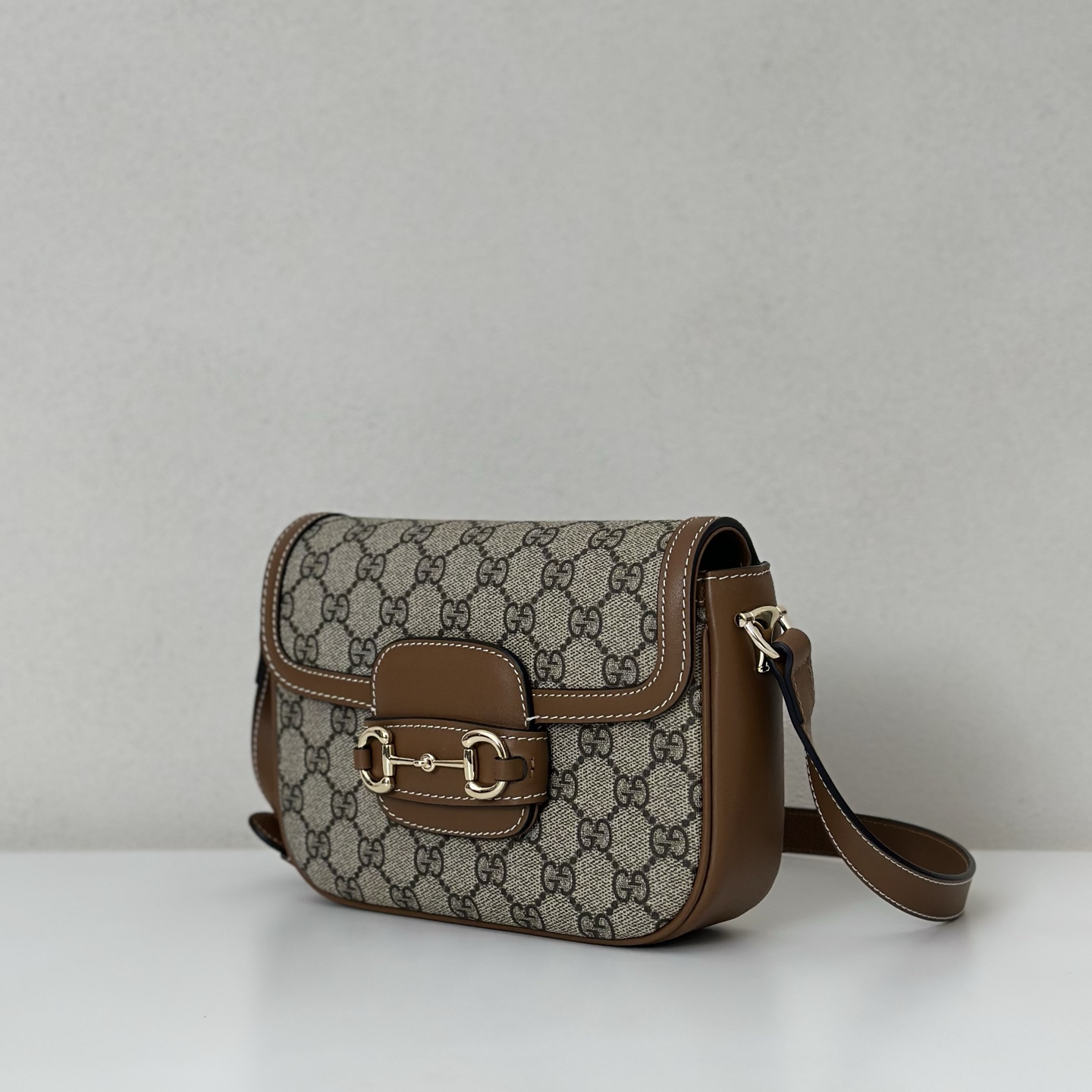 Gucci Style Brown Bag Lookbook Reference image 2