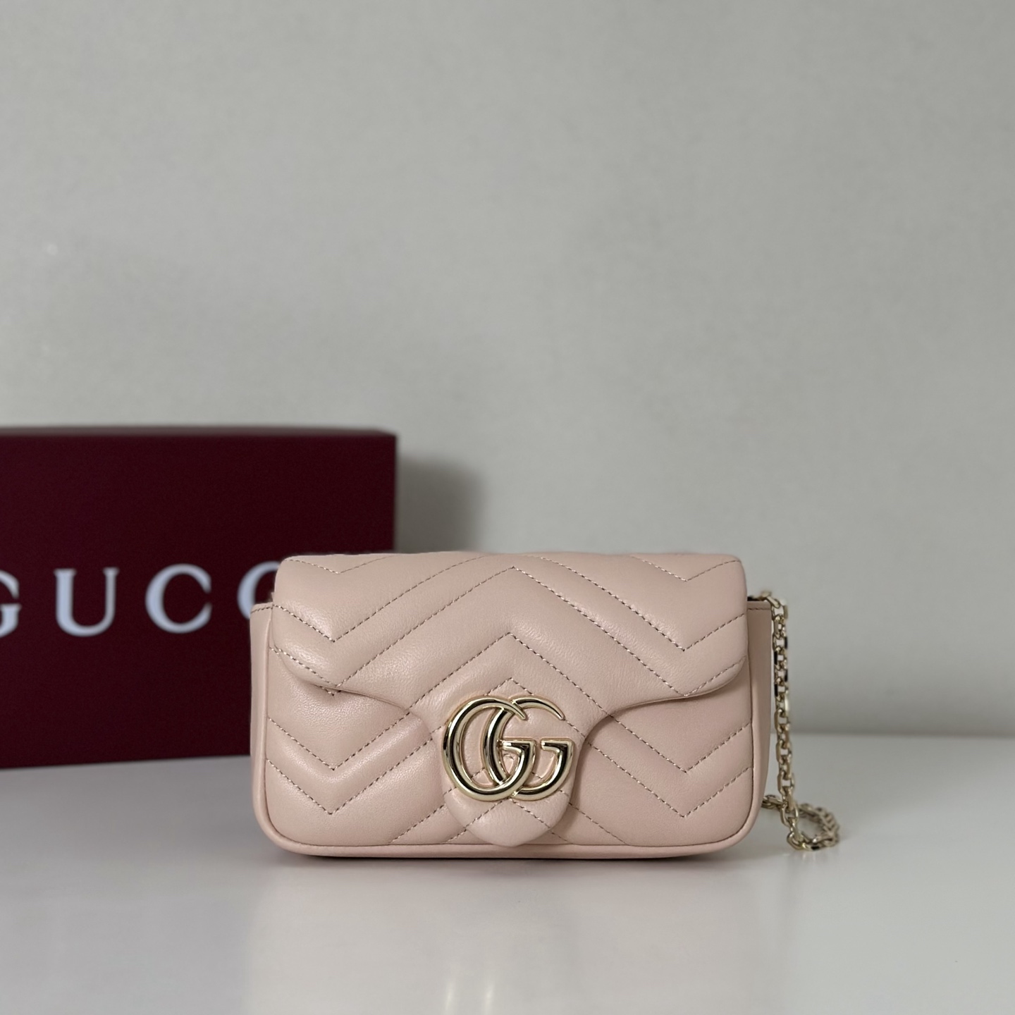 NO:392335,The quality of the counter, top-quality original goods, real-life photos!  Model number 841290 soft pink, size width 16.5X height 9.5X side width 4.5cm, batch, GUCCI [original leather], gucci19860909专柜品质,顶级原单货,实物实拍！款号841290柔粉色,尺寸宽16.5X高9.5X侧宽4.5cm,批,GUCCI【原厂皮】,gucci,Bag