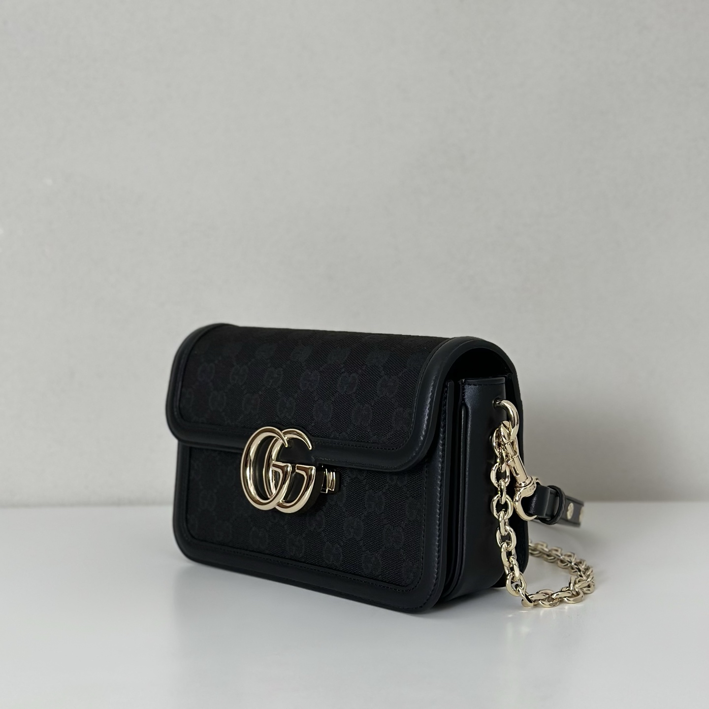 Gucci Style Canvas Bag style reference detail image 2 from source 742318