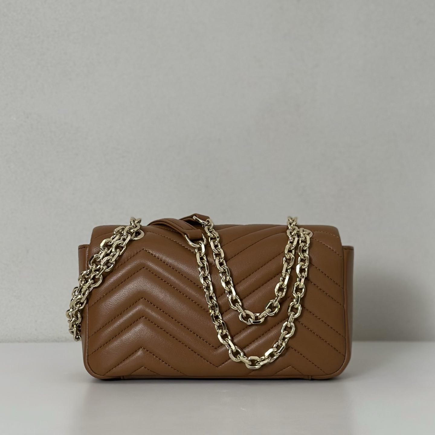 Gucci Style Brown Bag style reference detail image 3 from source 770034
