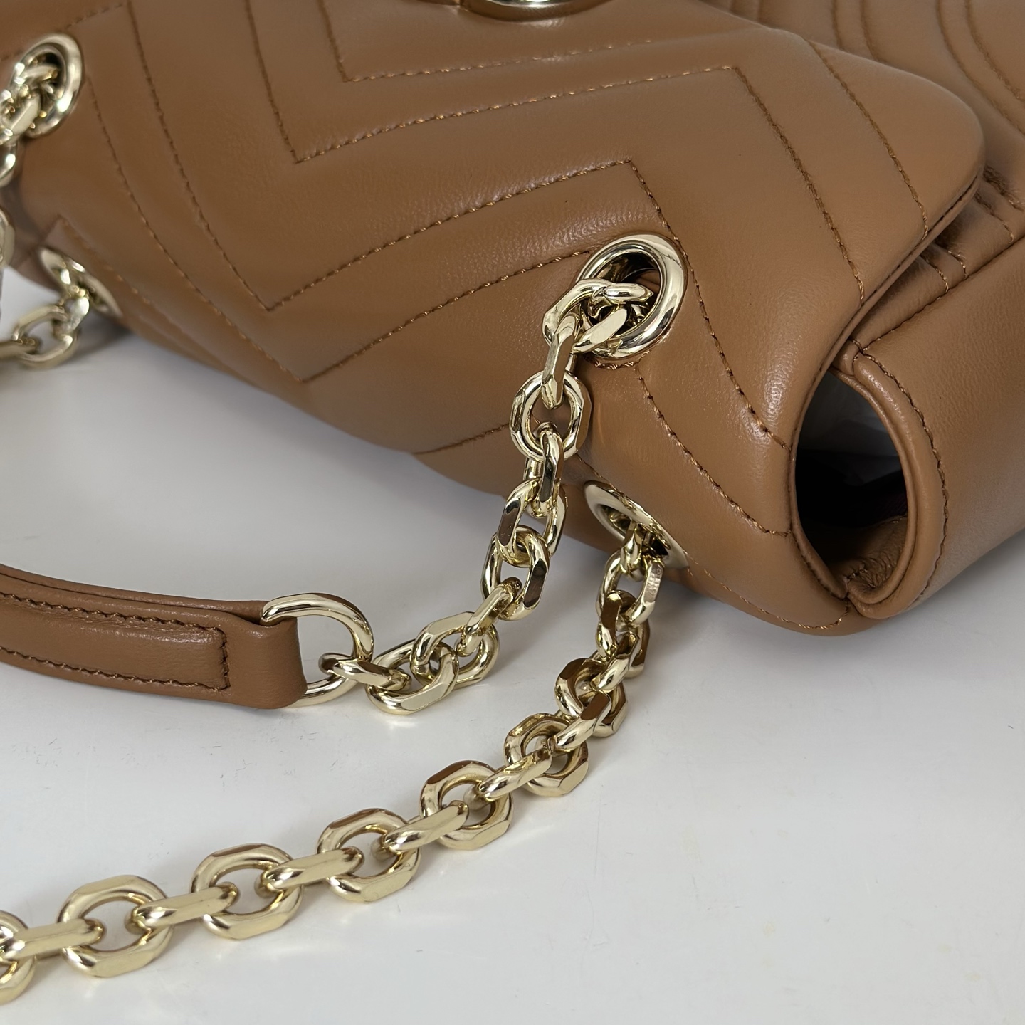 Gucci Style Brown Bag style reference detail image 7 from source 770034