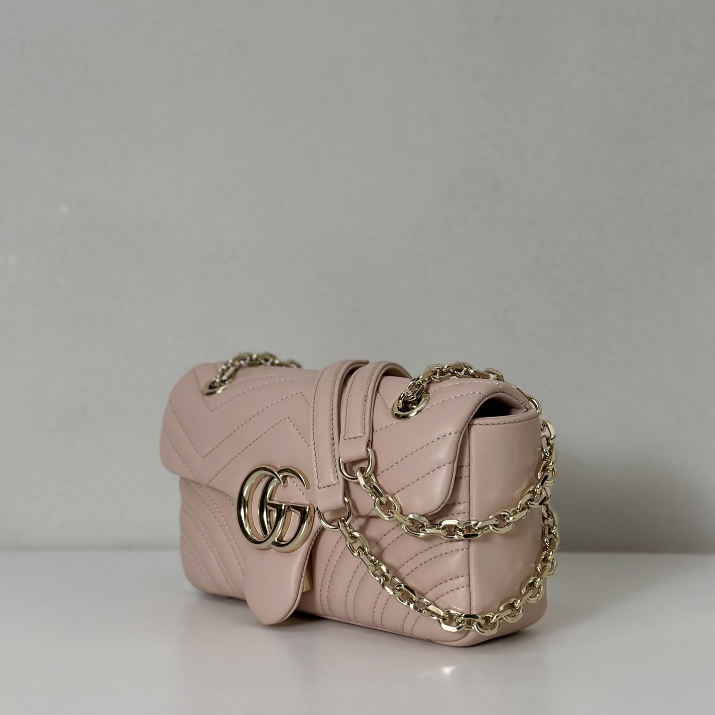 Gucci Style Pink Bag style reference detail image 2 from source 770033