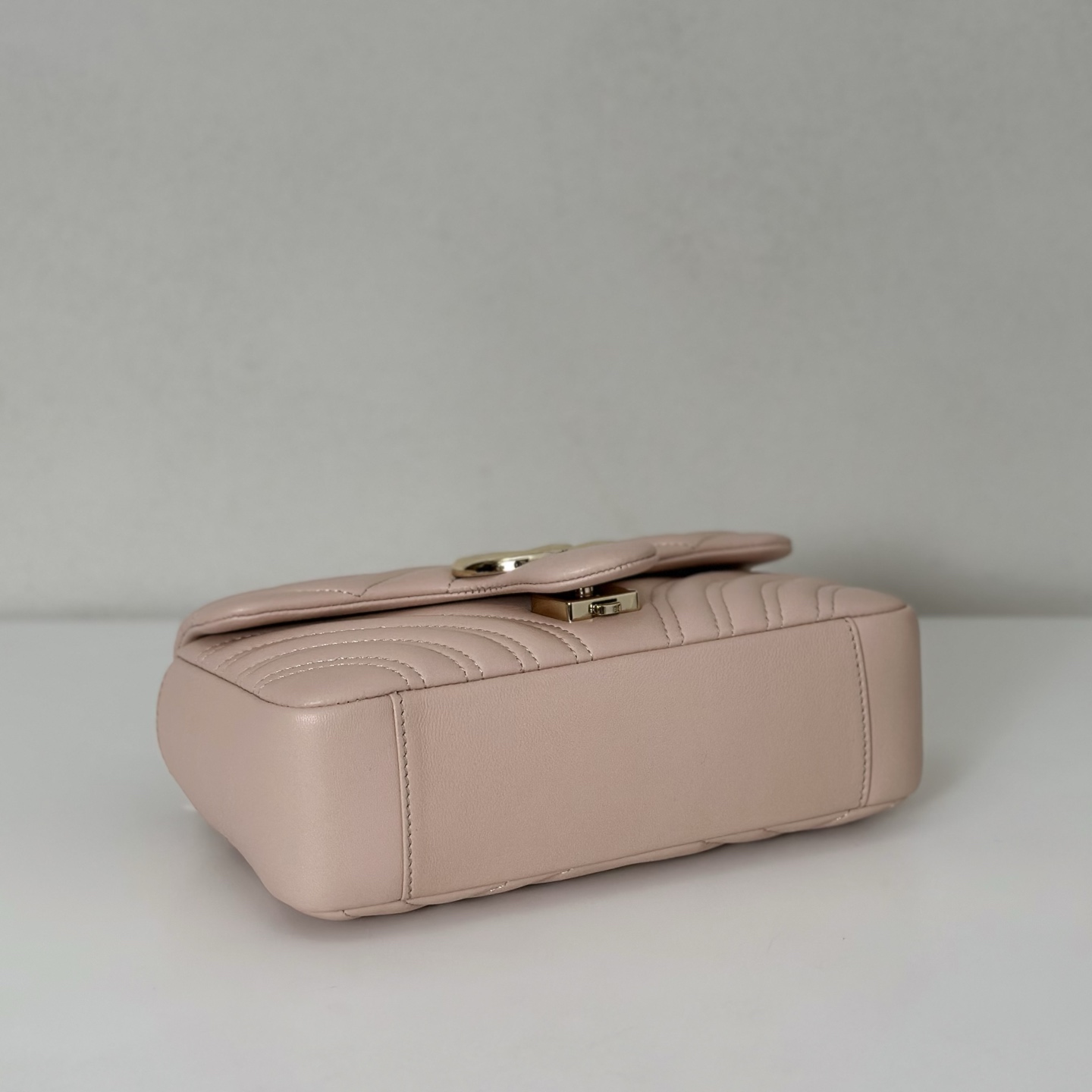 Gucci Style Pink Bag style reference detail image 4 from source 770033