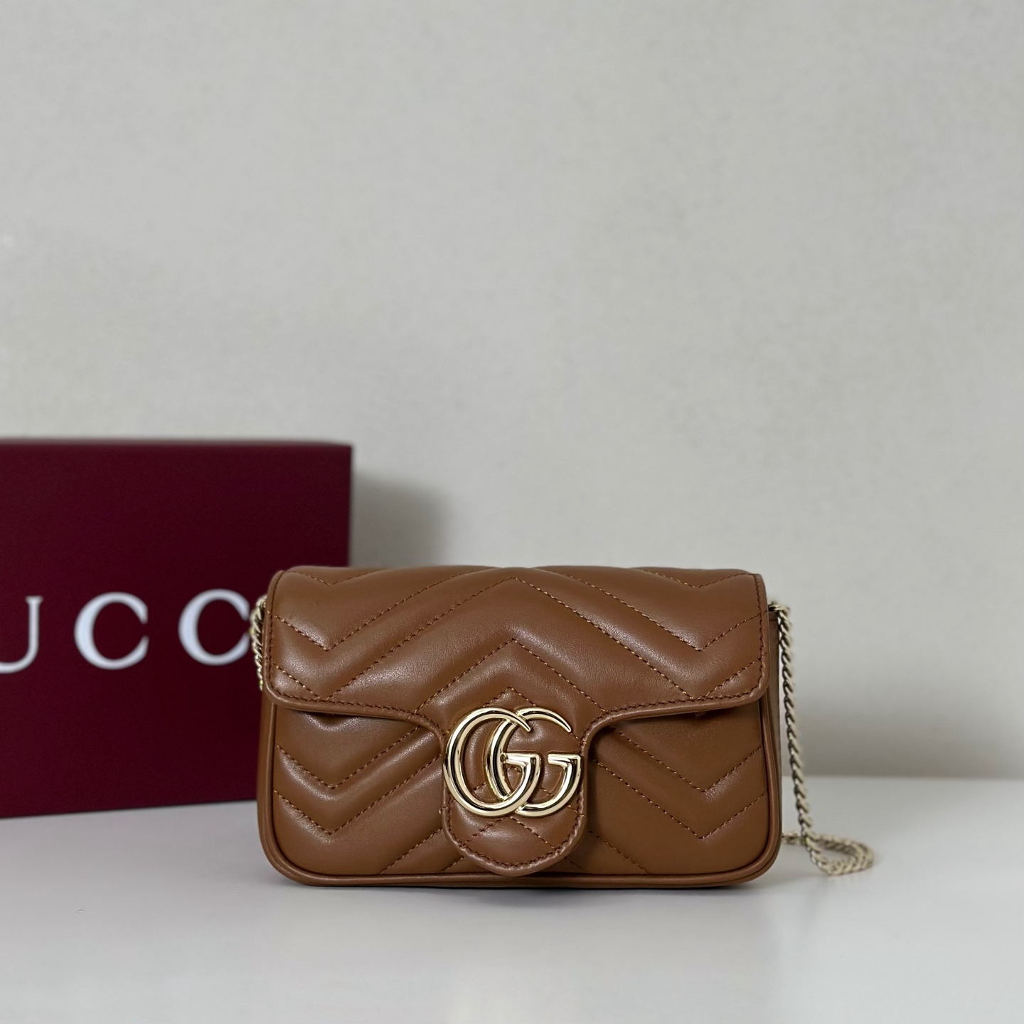 Gucci Style Brown Bag Lookbook Reference image 1