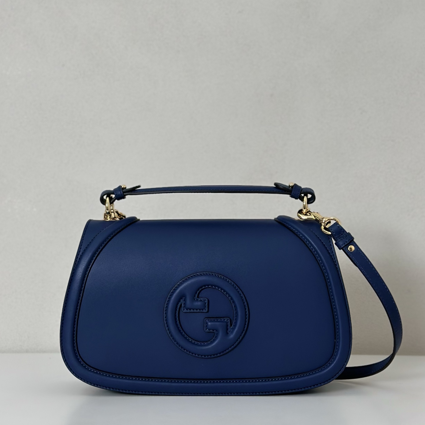 NO:555838,Counter quality, top-quality original goods, real photos!  Model number 815716 dark blue, size width 32X height 17X side width 10cm, batch, GUCCI [original leather], gucci19860909专柜品质,顶级原单货,实物实拍！款号815716深蓝,尺寸宽32X高17X侧宽10cm,批,GUCCI【原厂皮】,gucci,Bag