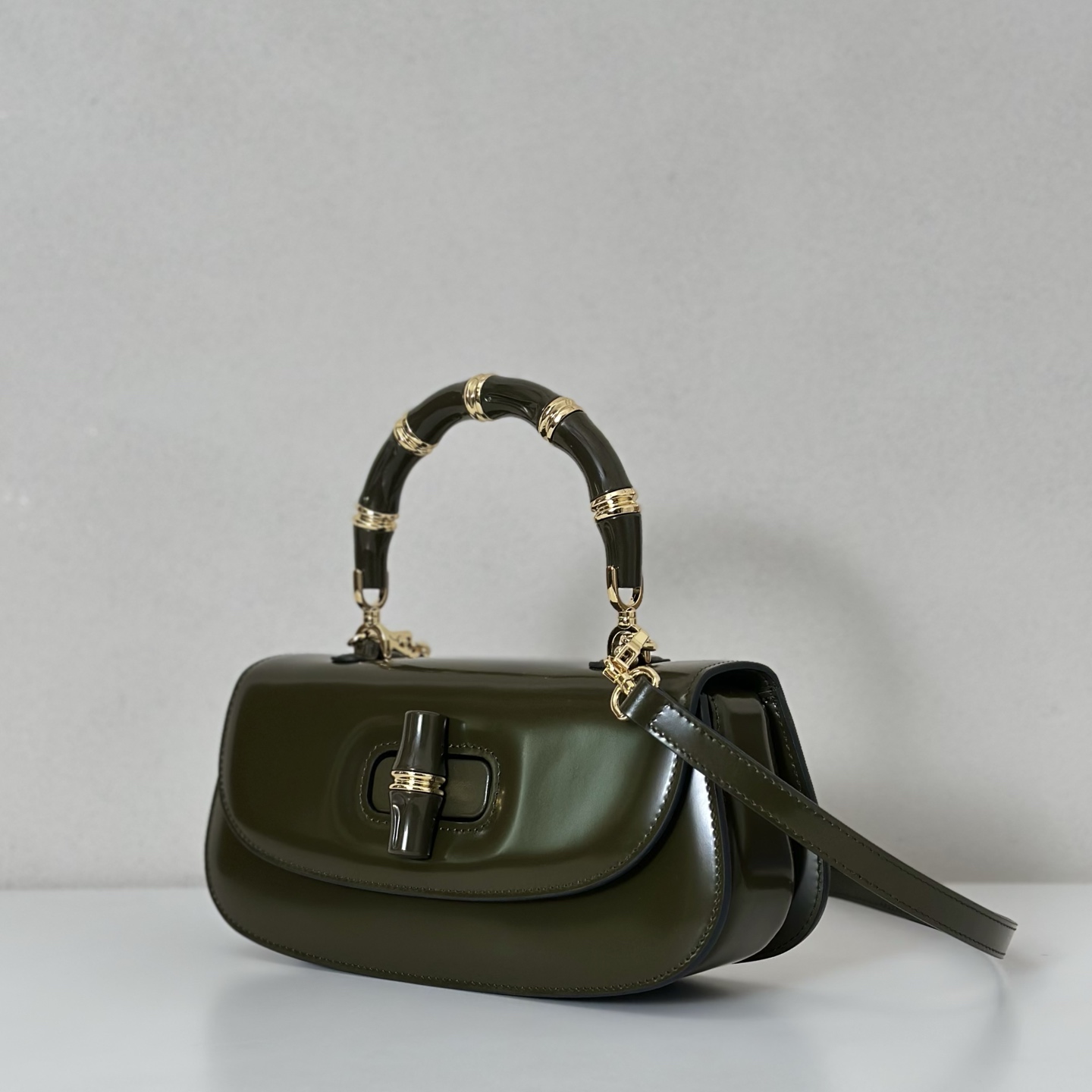 Gucci Style Green Bag Lookbook Reference image 2