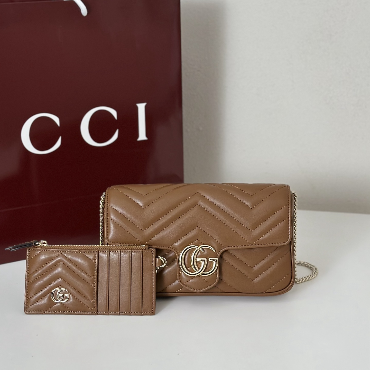 NO:392374,The quality of the counter, top-quality original goods, real-life photos!  Model number 751526 new brown, size width 21x height 12x side width 5cm, batch, GUCCI [original leather], gucci19860909专柜品质,顶级原单货,实物实拍！款号751526新棕色,尺寸宽21x高12x侧宽5cm,批,GUCCI【原厂皮】,gucci,Bag