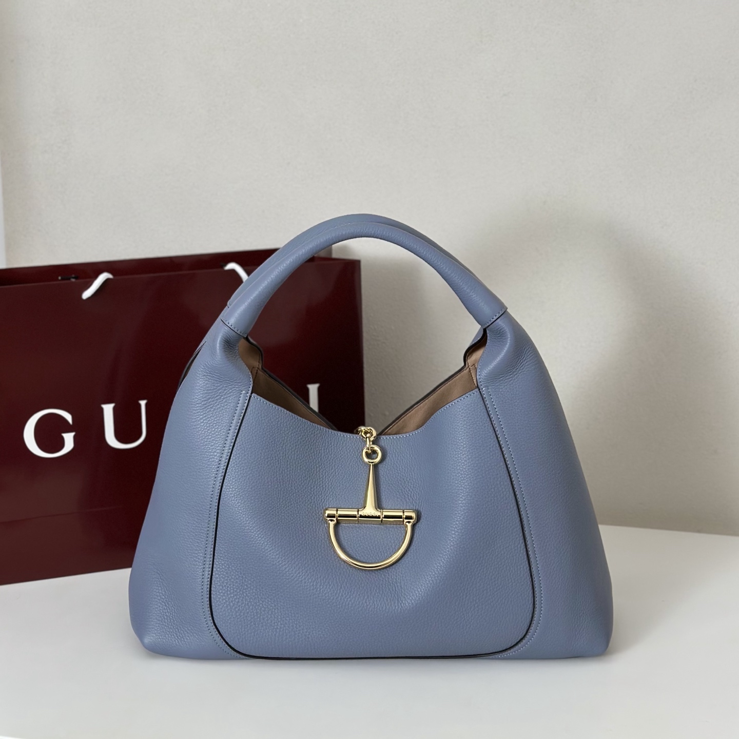 NO:392267,The quality of the counter, top-quality original goods, real-life photos!  Model number 837466 light blue lily, size width 46X height 26X side width 16cm, batch, GUCCI [original leather], gucci19860909专柜品质,顶级原单货,实物实拍！款号837466浅蓝荔,尺寸宽46X高26X侧宽16cm,批,GUCCI【原厂皮】,gucci,Bag
