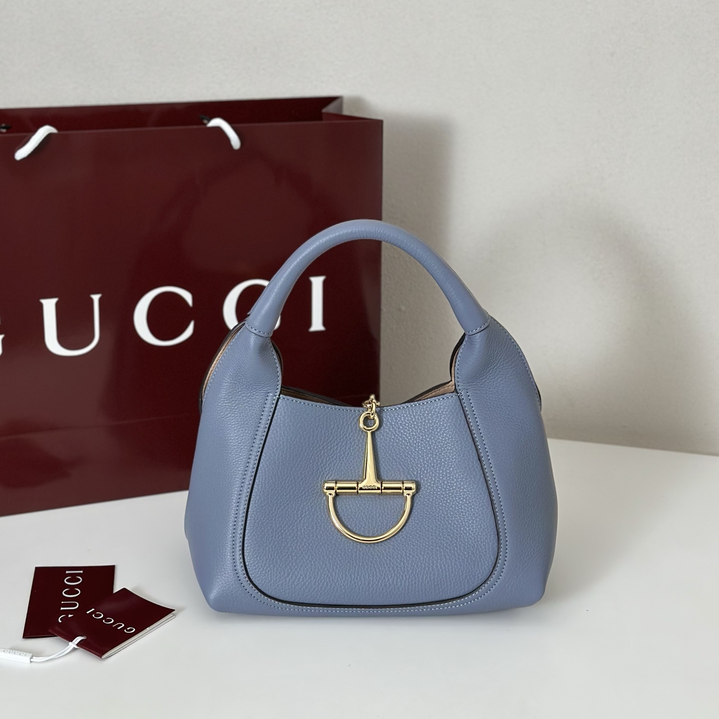 NO:392272,The quality of the counter, top-quality original goods, real-life photos!  Model number 837467 light blue lily, size width 27.5X height 21X side width 16cm, batch, GUCCI [original leather], gucci19860909专柜品质,顶级原单货,实物实拍！款号837467浅蓝荔,尺寸宽27.5X高21X侧宽16cm,批,GUCCI【原厂皮】,gucci,Bag